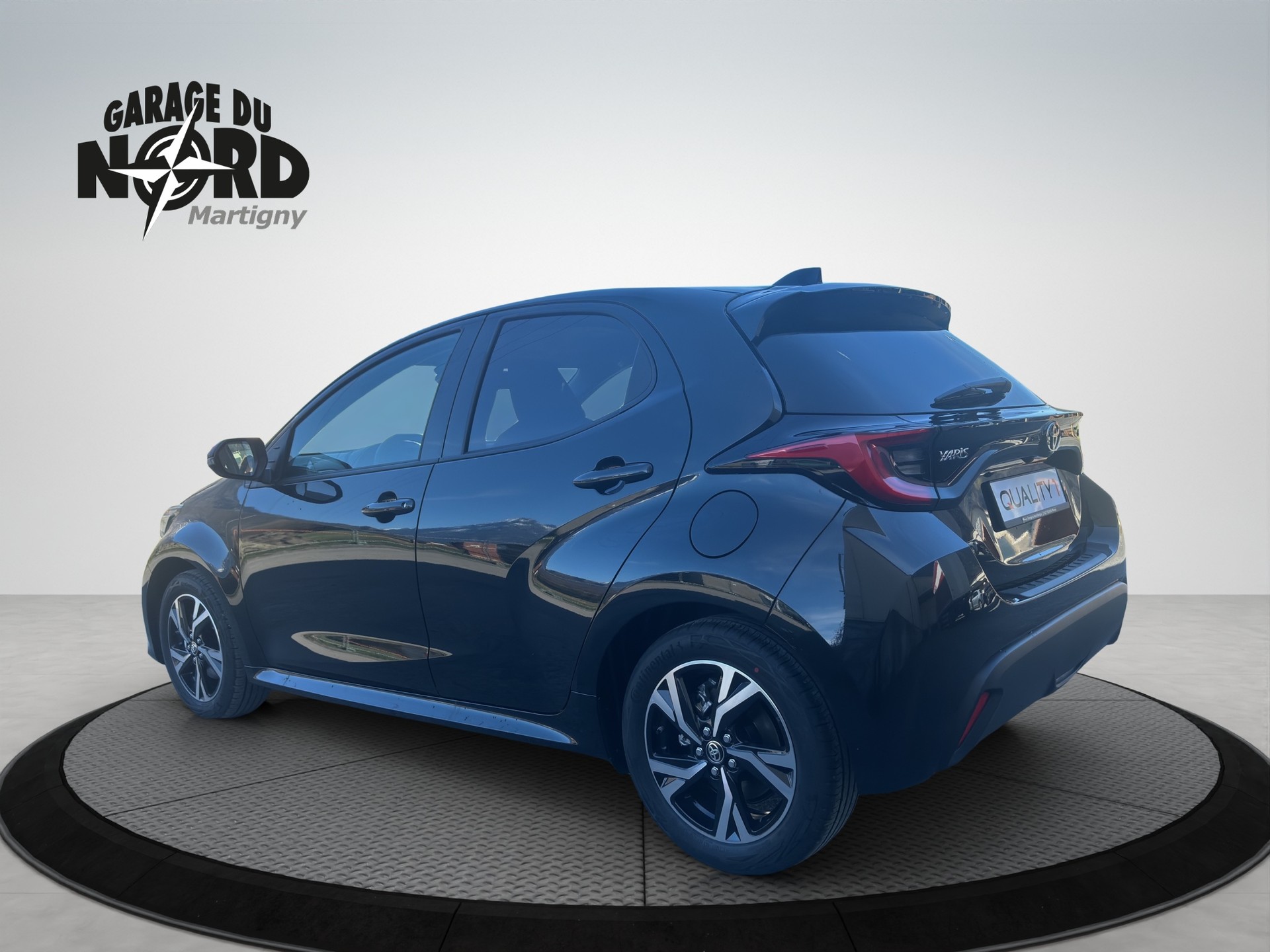 TOYOTA Yaris 1.5 VVT-i HSD Trend-image-3