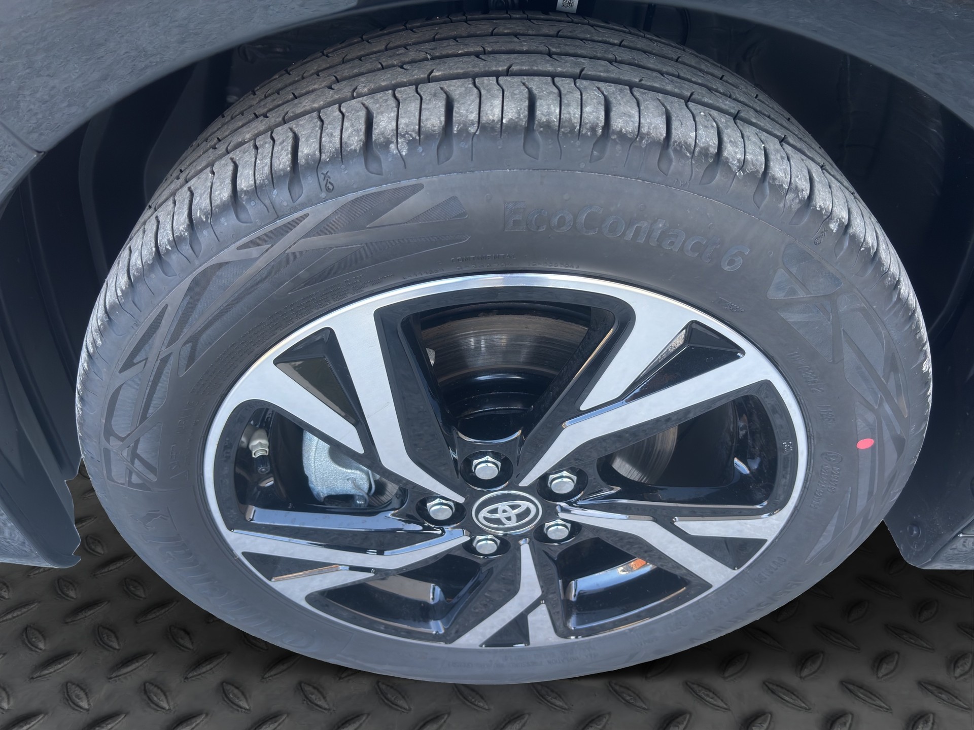 TOYOTA Yaris 1.5 VVT-i HSD Trend-image-16
