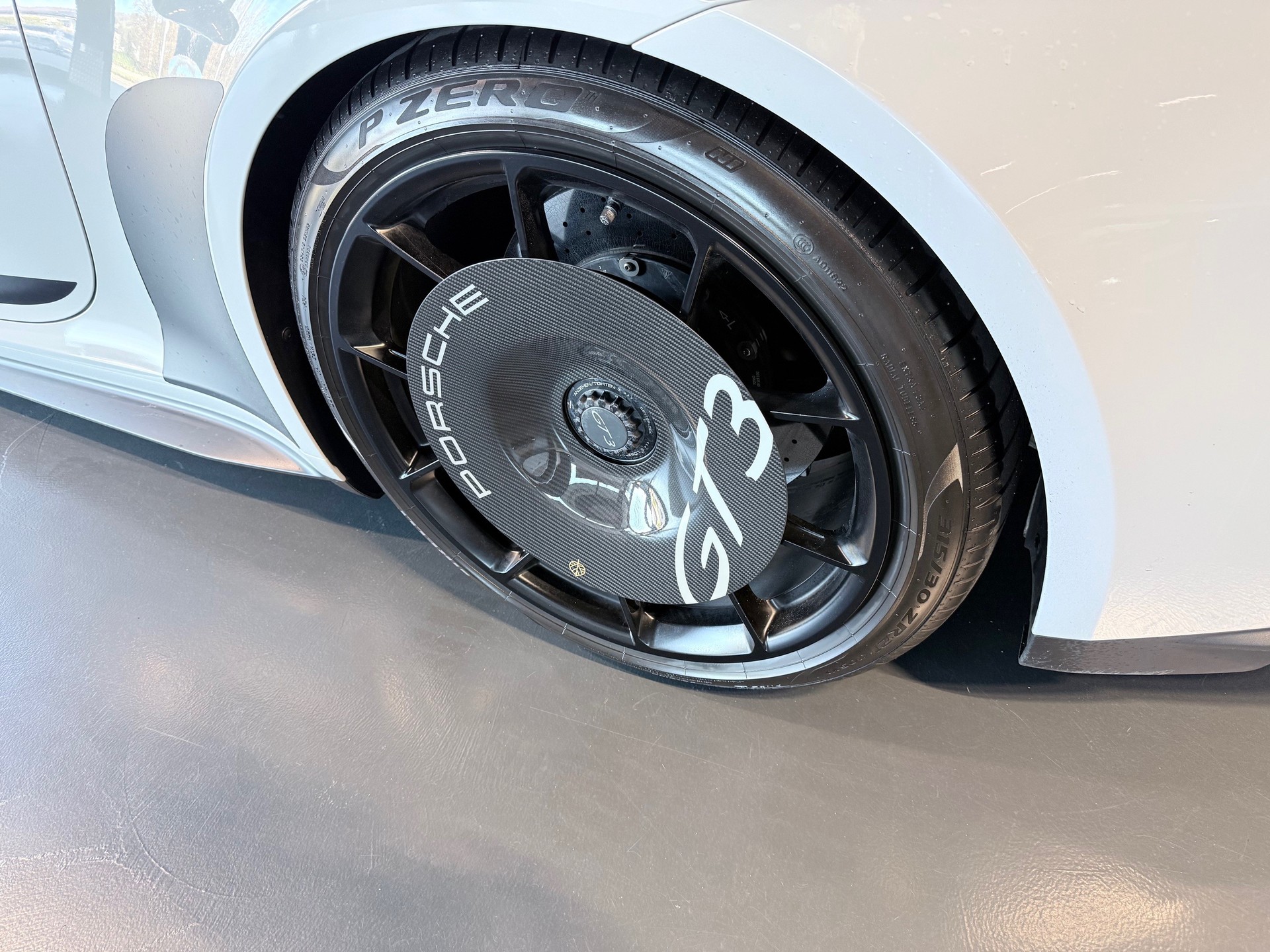 PORSCHE 911 GT3 PDK Clubsport-image-4