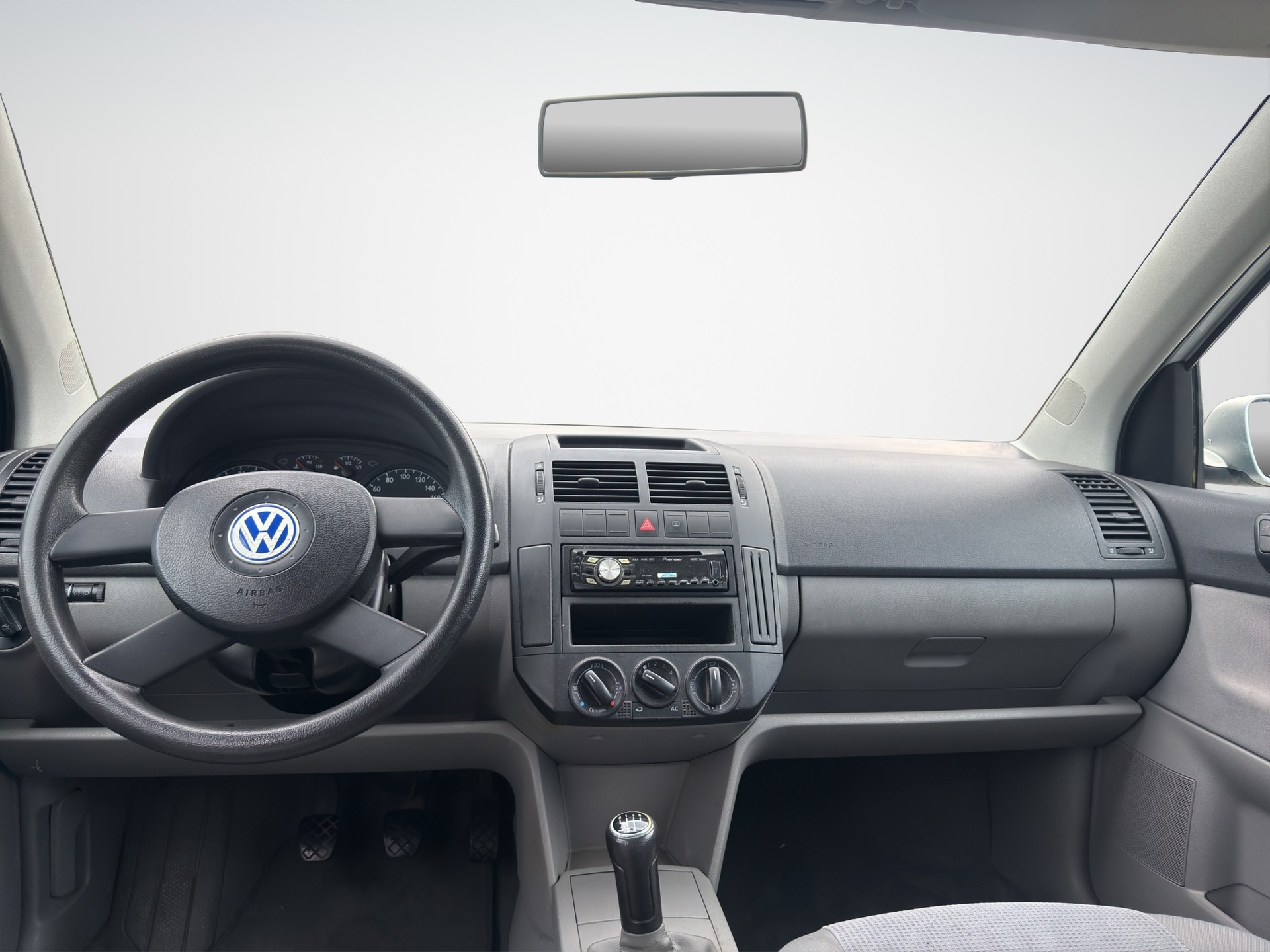 VW Polo 1.4 16V-image-11