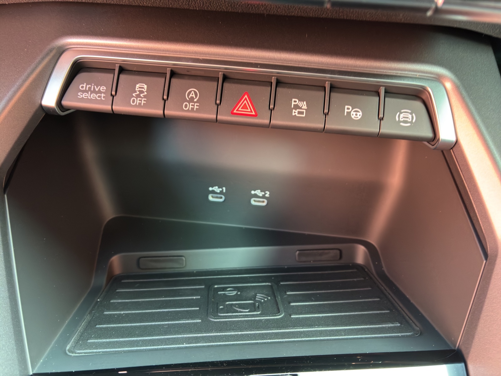 AUDI A3 Sportback TFSI 150 kW quattro S line S tronic-image-16