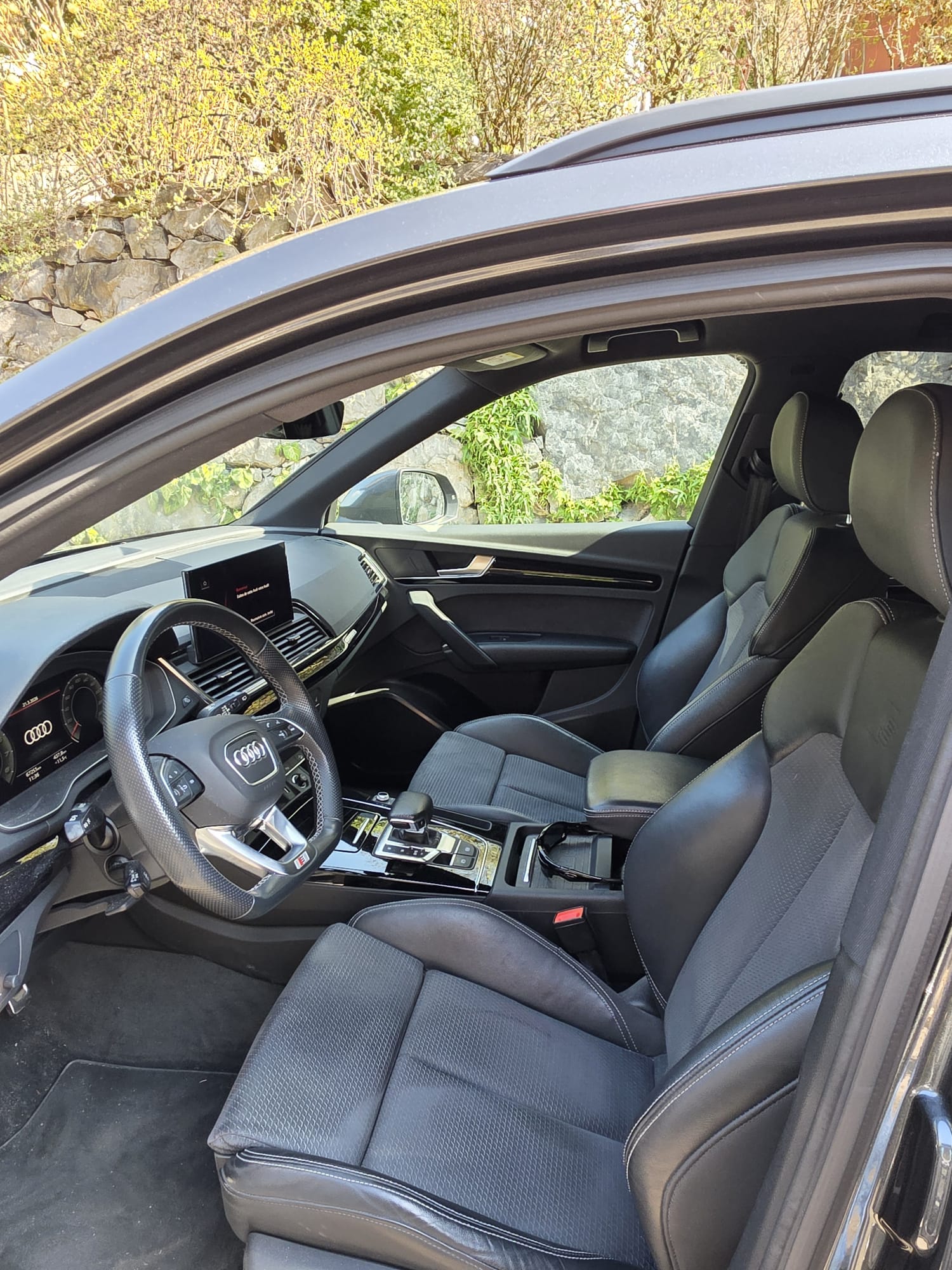 AUDI Q5 45 TFSI S-line quattro S-tronic-image-4