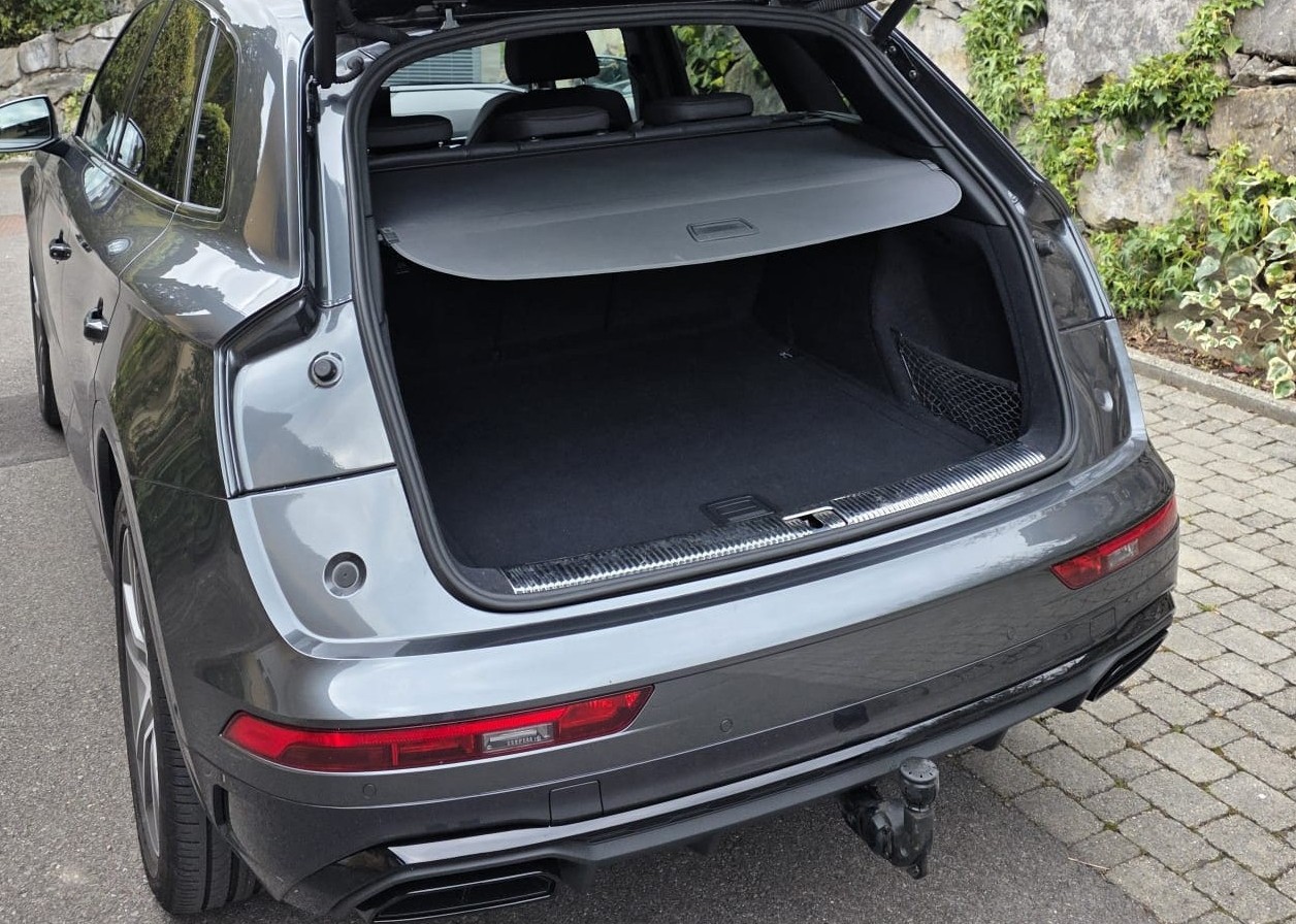 AUDI Q5 45 TFSI S-line quattro S-tronic-image-8