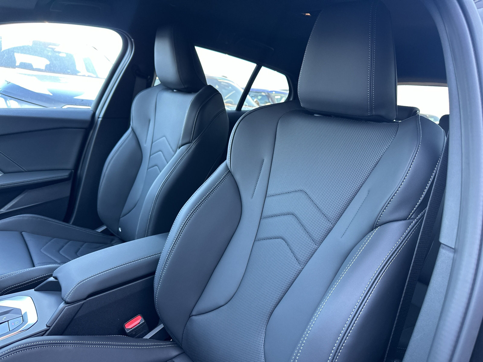 BMW 120 M Sport Steptronic-image-8