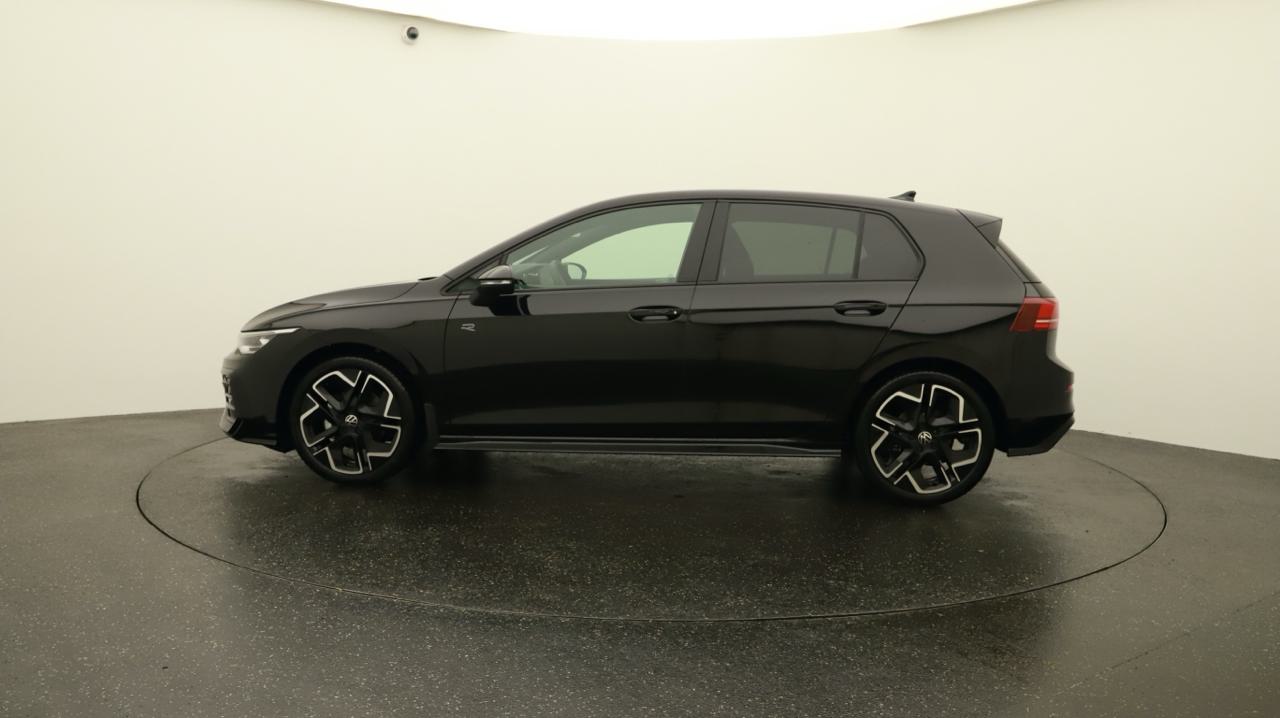 VW Golf 1.5 e TSI mHEV R-Line DSG-image-1