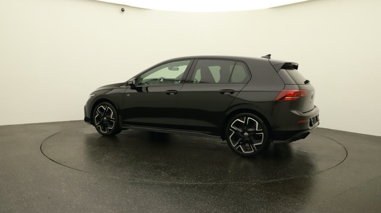 VW Golf 1.5 e TSI mHEV R-Line DSG-image-2