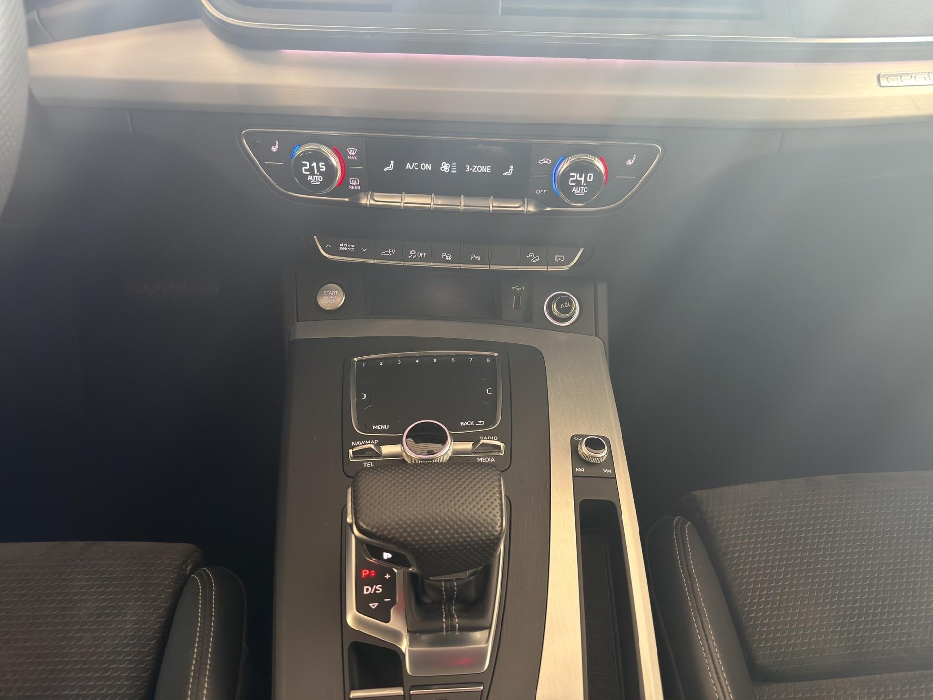 AUDI Q5 2.0 55 TFSI e Sport qu. S-T-image-15