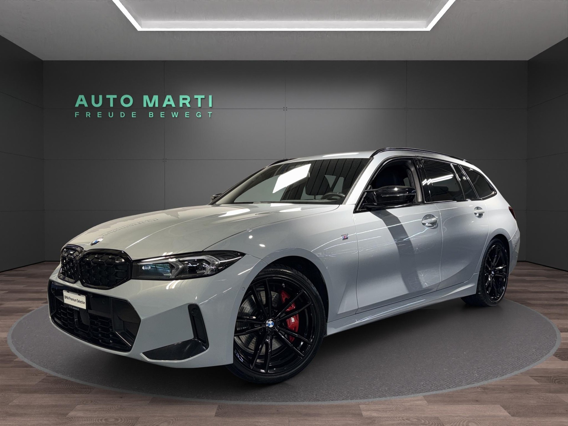 BMW M340d xDrive Touring M Sport-image-0