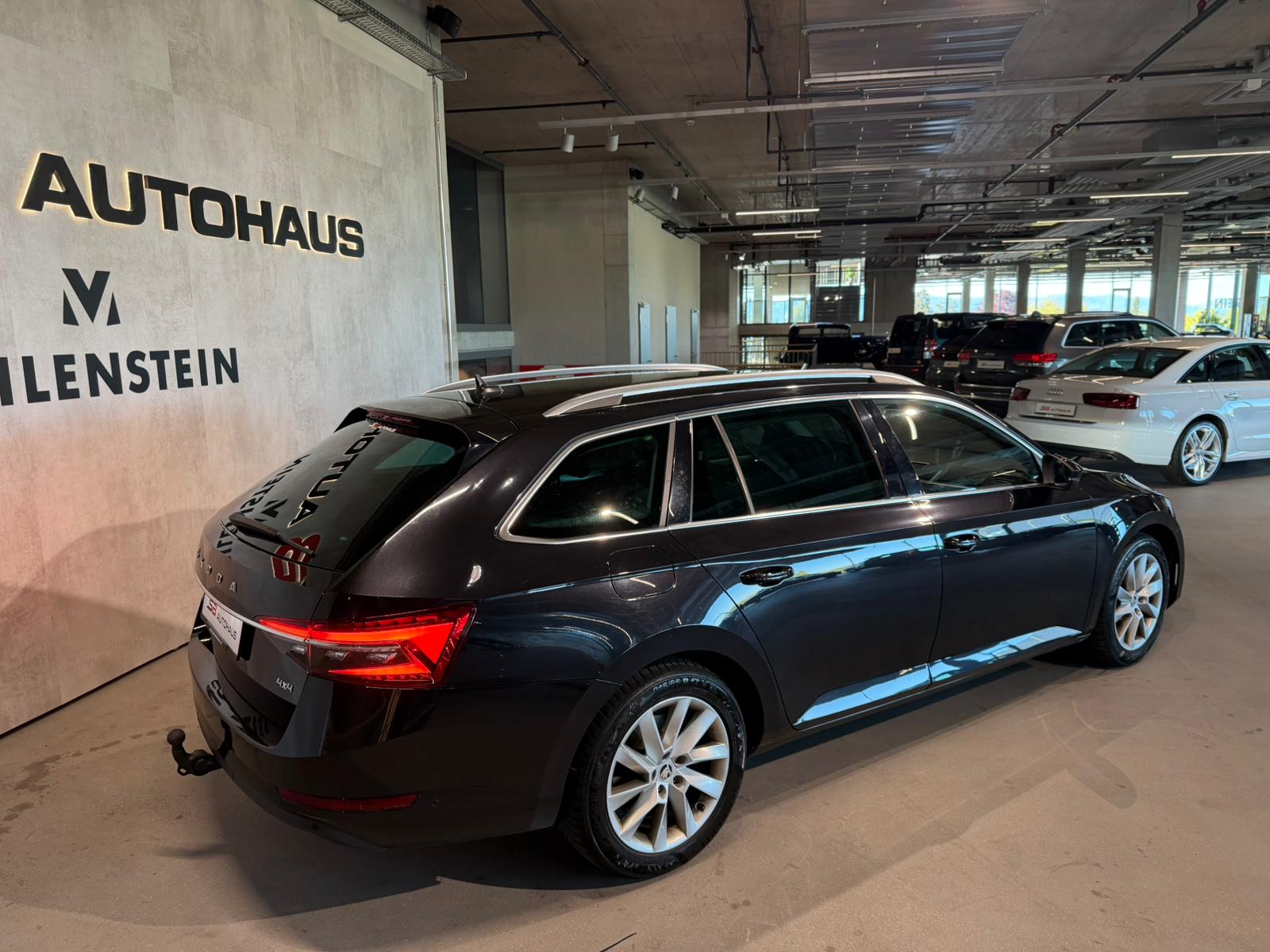 SKODA Superb Combi 2.0 TDi Ambition 4x4 DSG-image-6