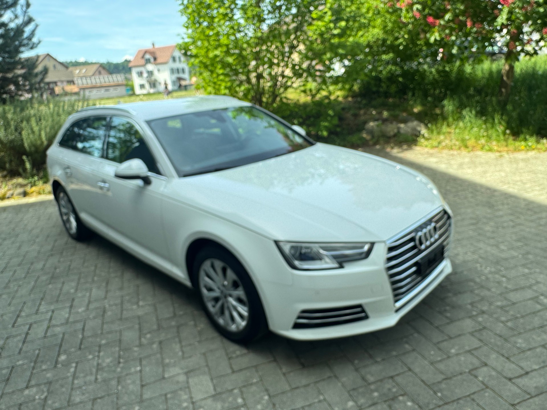 AUDI A4 Avant 2.0 TDI S-tronic