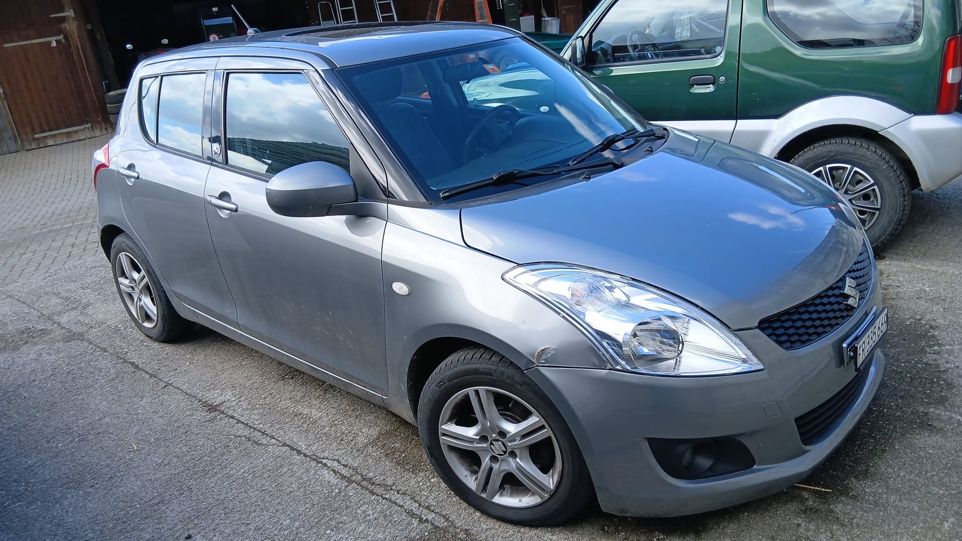 SUZUKI Swift 1.2i 16V GL Top Indigo-image-1