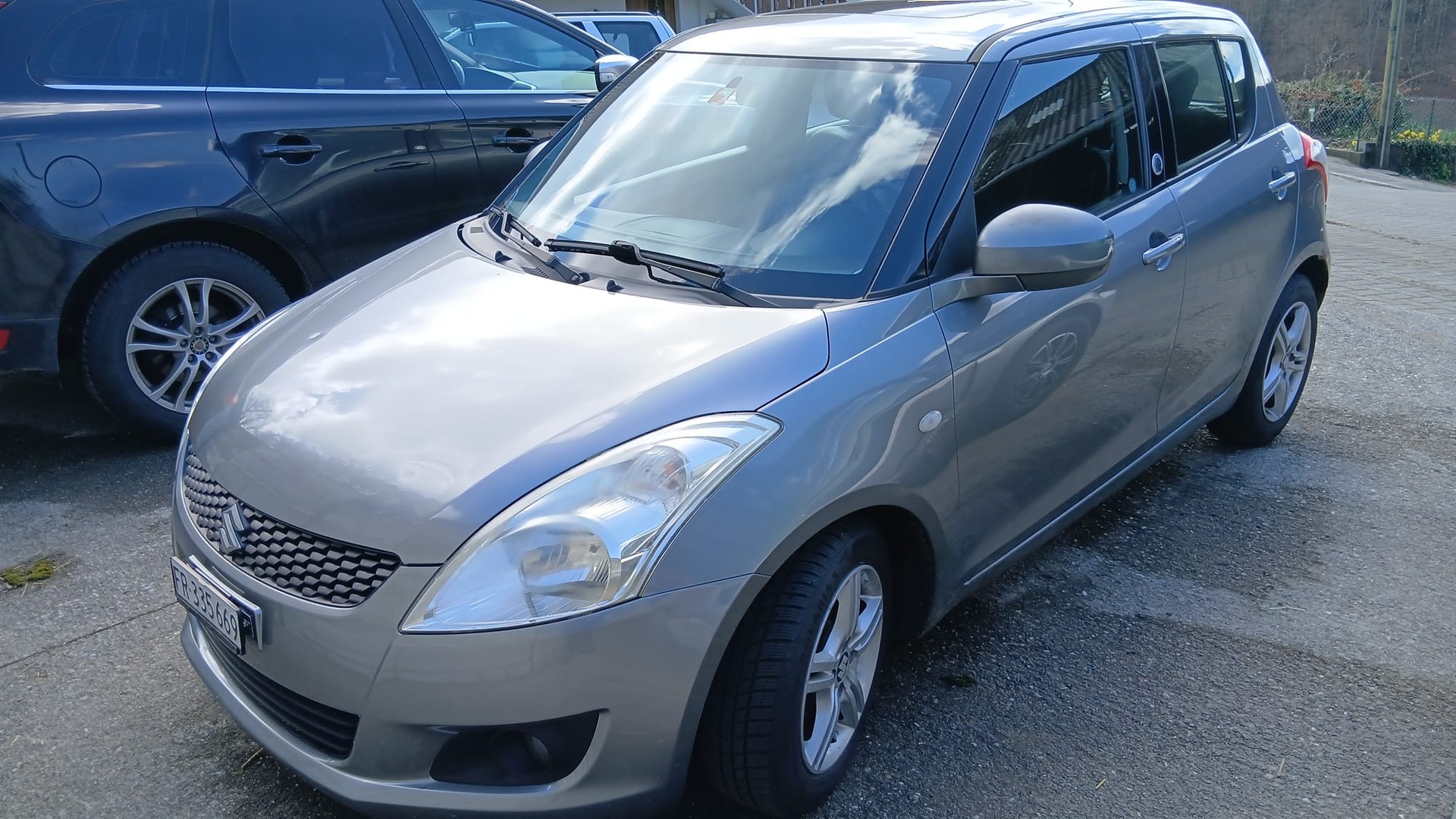 SUZUKI Swift 1.2i 16V GL Top Indigo-image-0