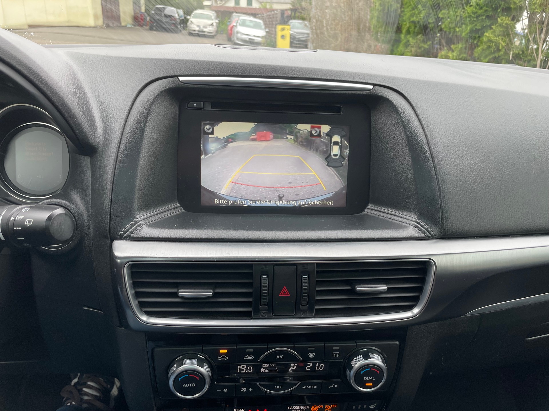 MAZDA CX-5 2.2 D HP Revolution AWD Automatic-image-10