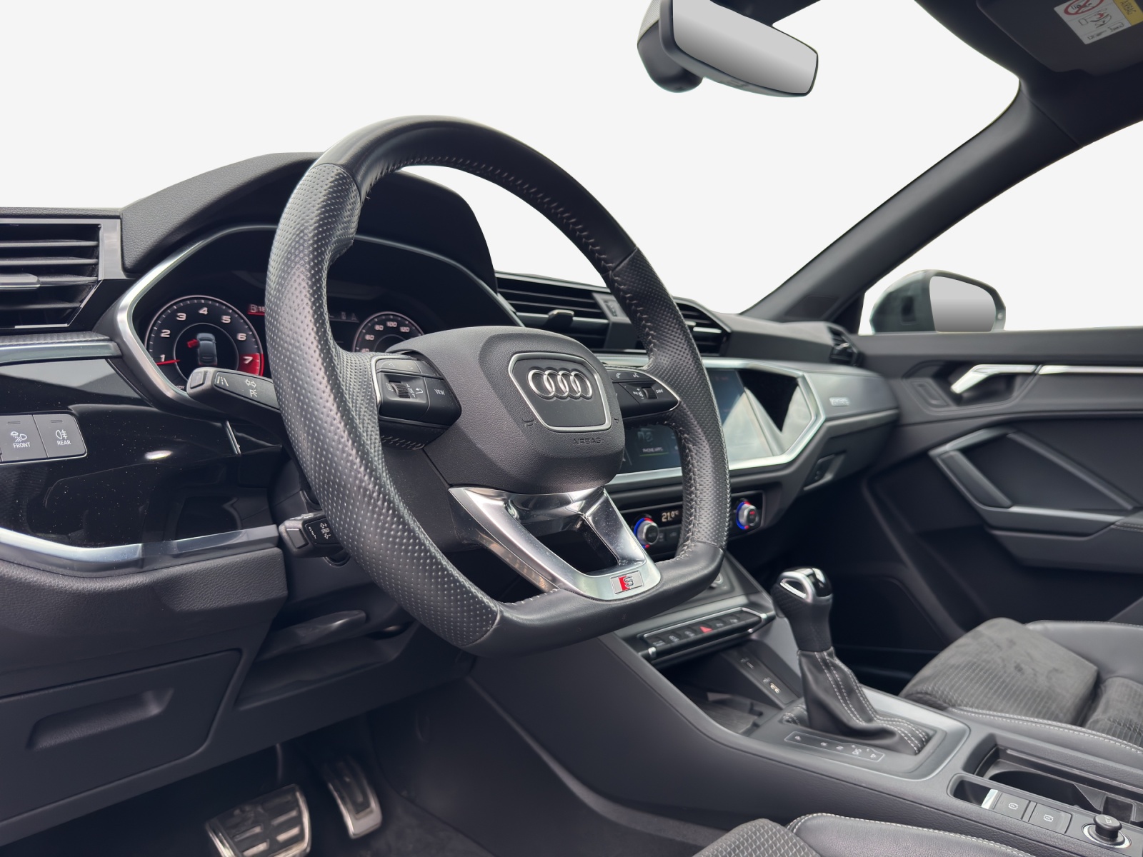 AUDI Q3 Sportback 45 TFSI S line quattro S-tronic-image-9