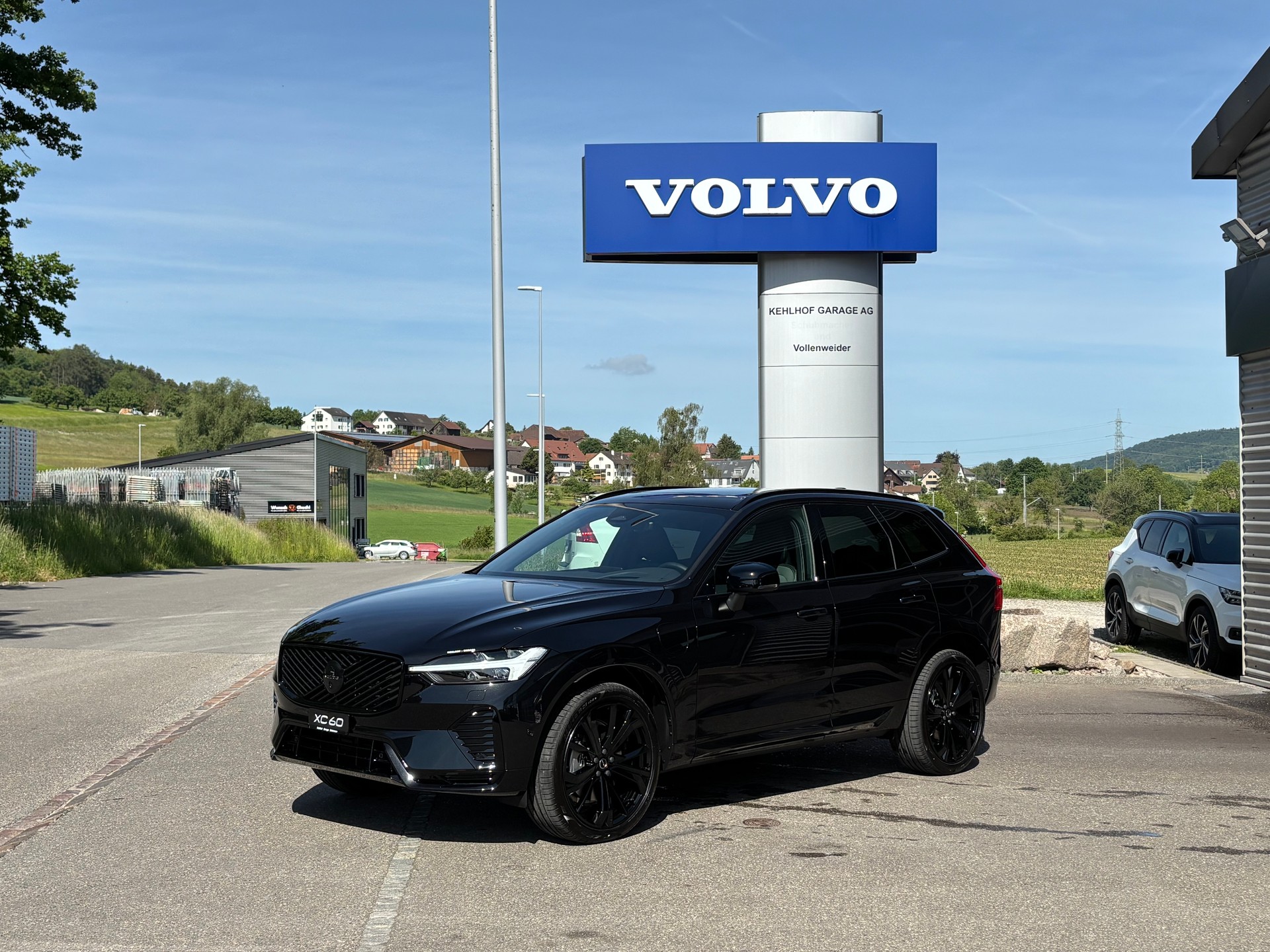 VOLVO XC60 2.0 T6 TE Black Edition eAWD