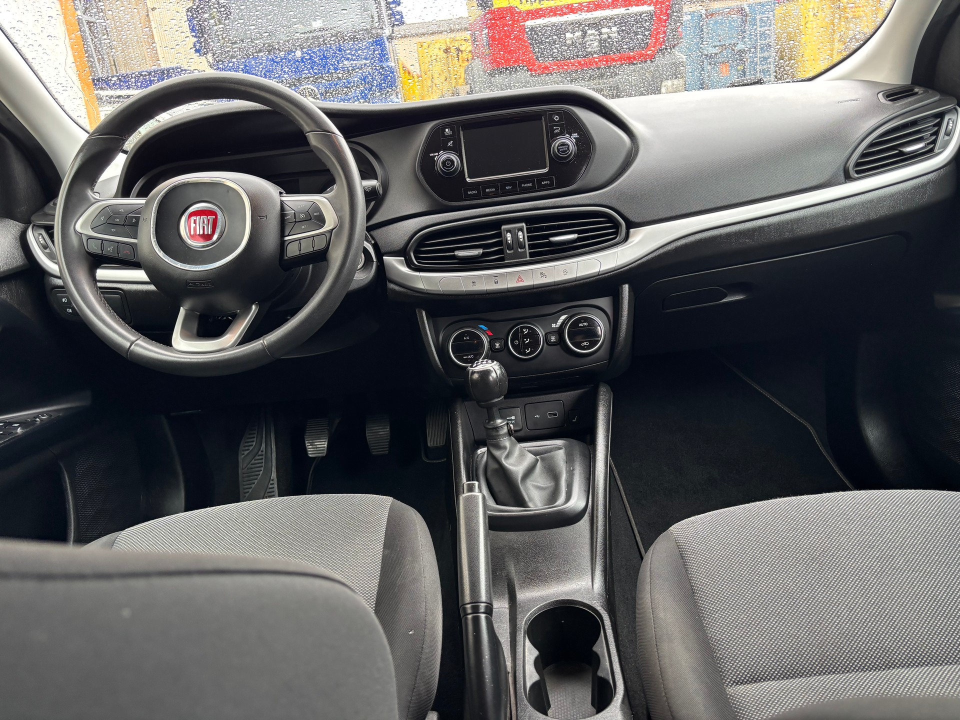 FIAT 1.4i-image-9