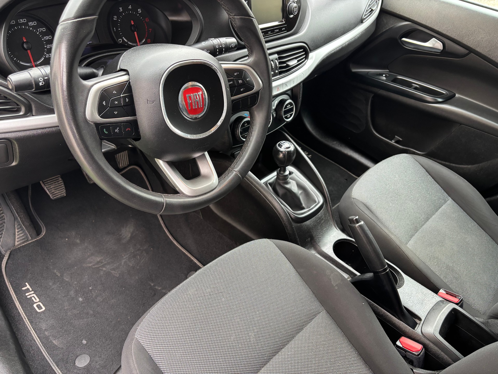 FIAT 1.4i-image-7