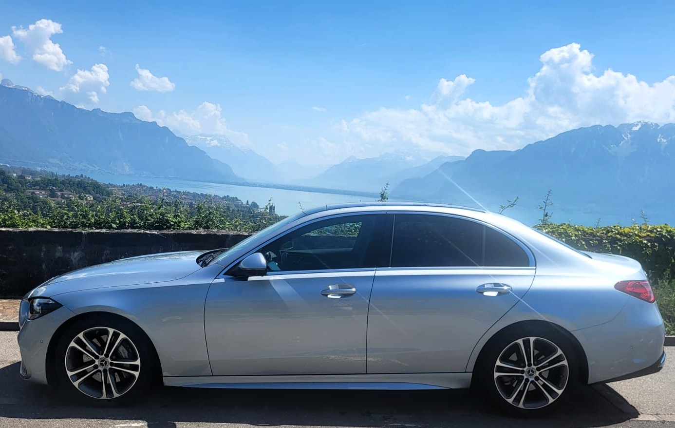 MERCEDES-BENZ C 300 AMG Line 4matic-image-1