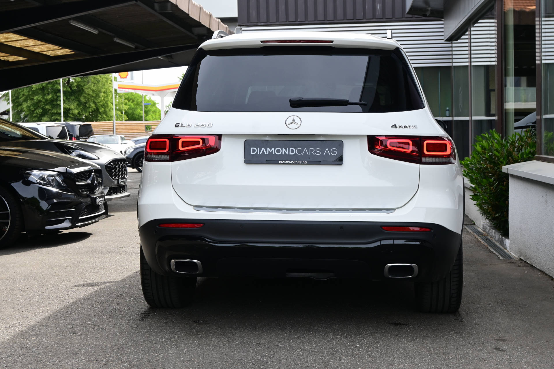 MERCEDES-BENZ GLB 250 Progressive 4matic **7.Plätzer**-image-9