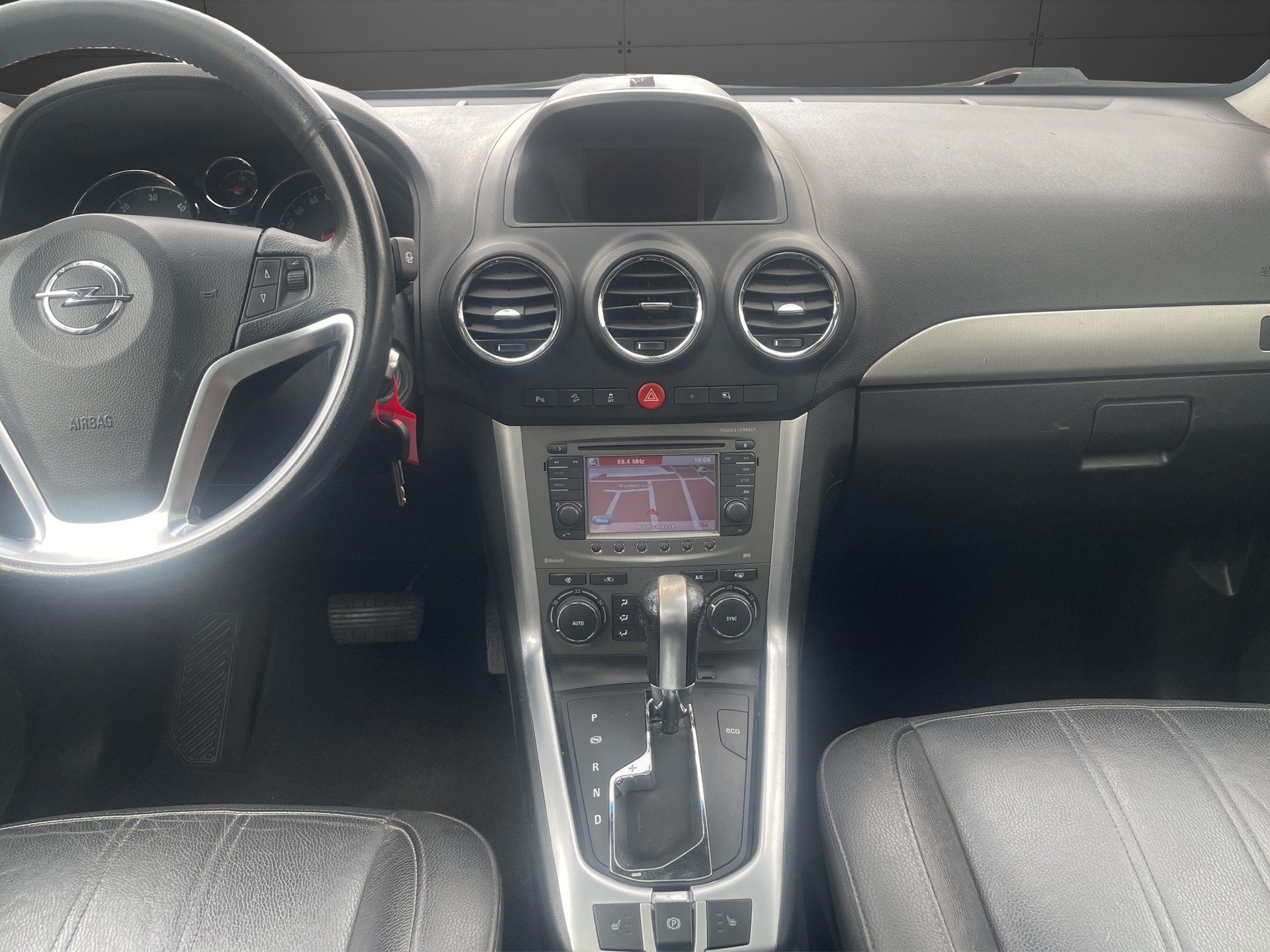 OPEL Antara 2.2 CDTi Cosmo 4WD Automatic-image-9