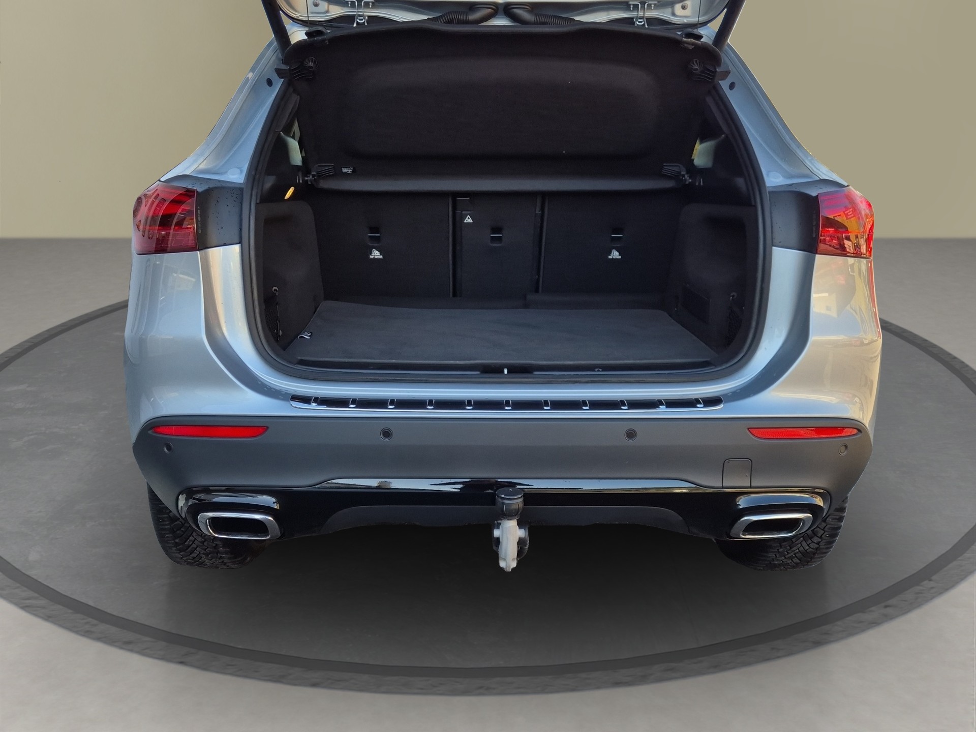 MERCEDES-BENZ GLA 250 4Matic 8G-DCT Swiss Star-image-23