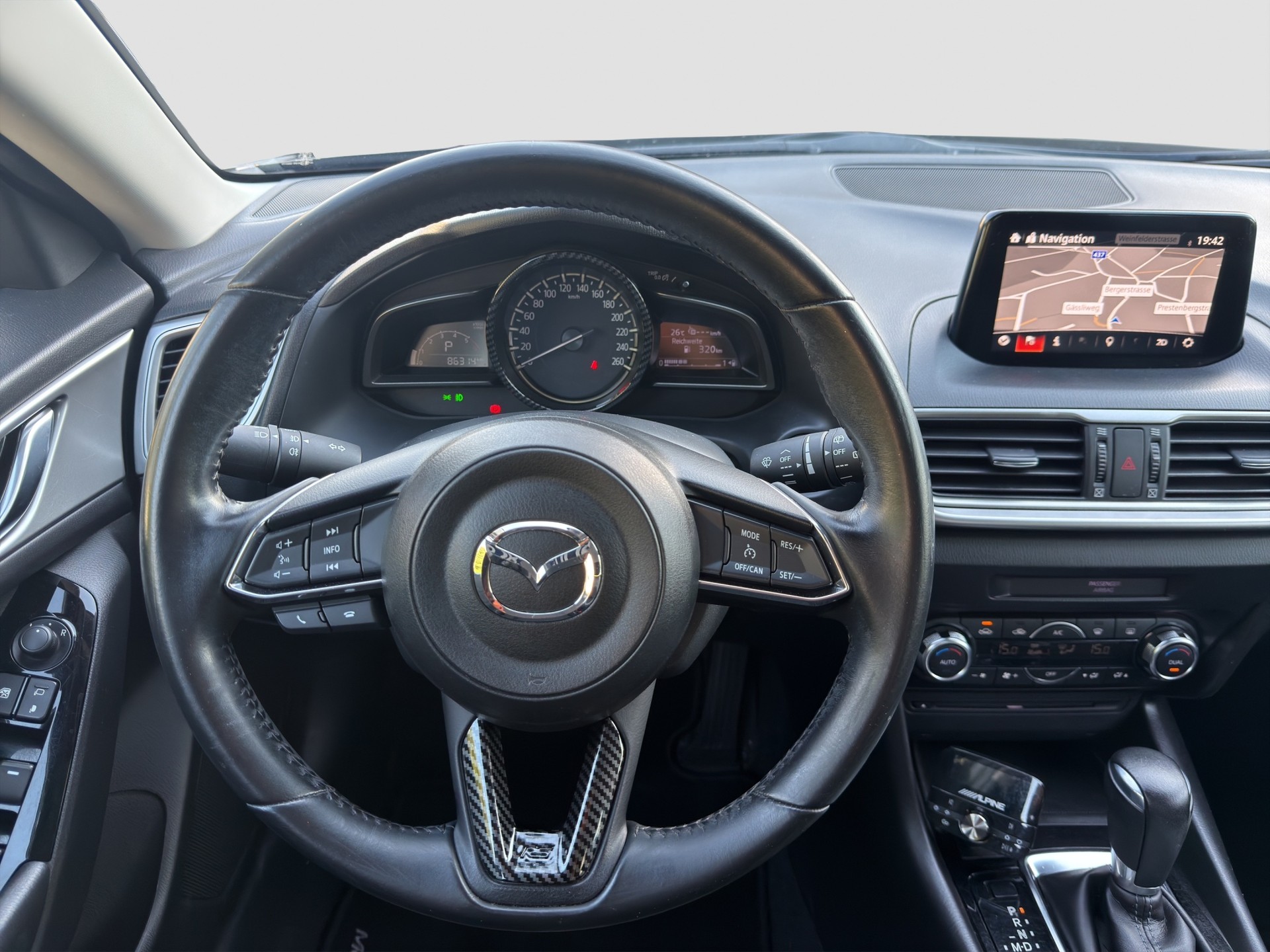 MAZDA 3 SKYACTIV-D 105 Ambition Plus Automat-image-11