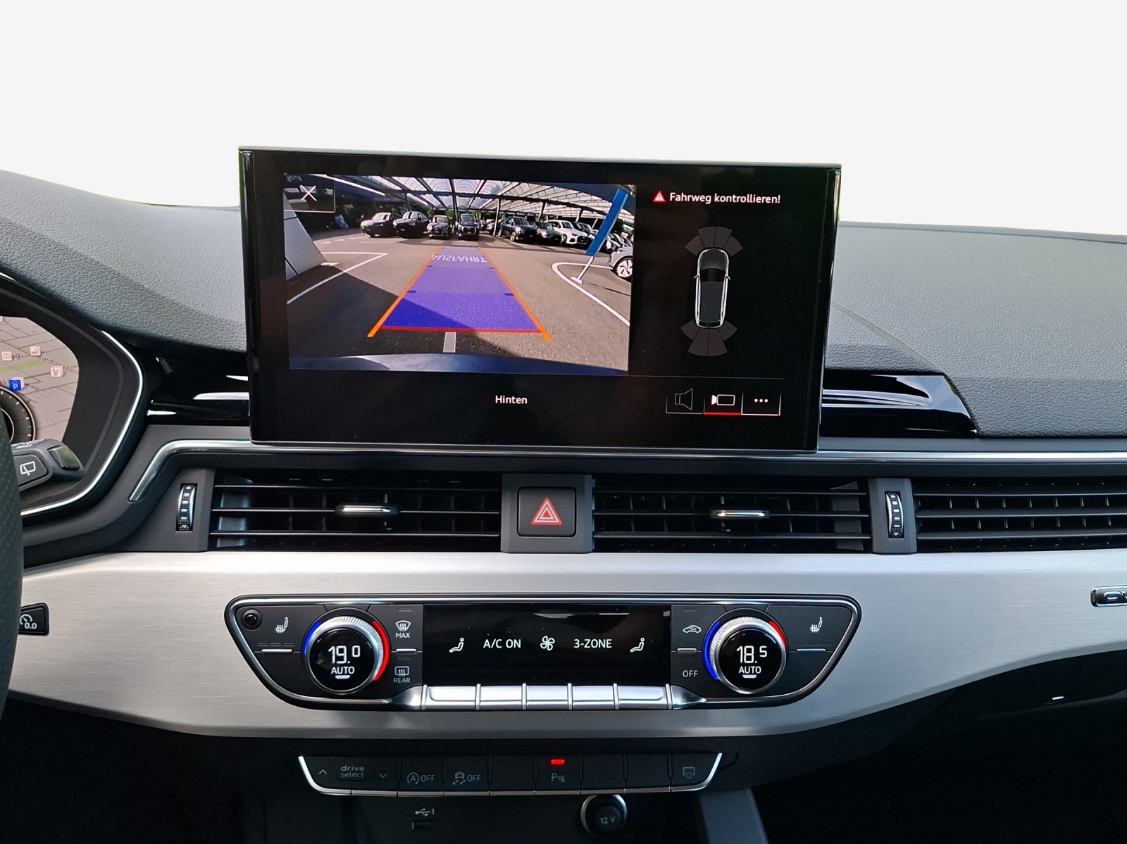 AUDI A4 Avant 40 TDI quattro S-tronic-image-10