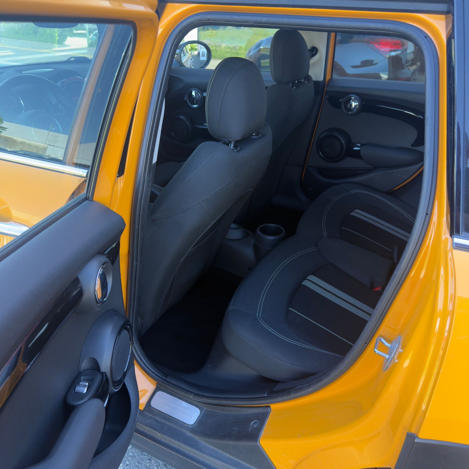 MINI Cooper S-image-7