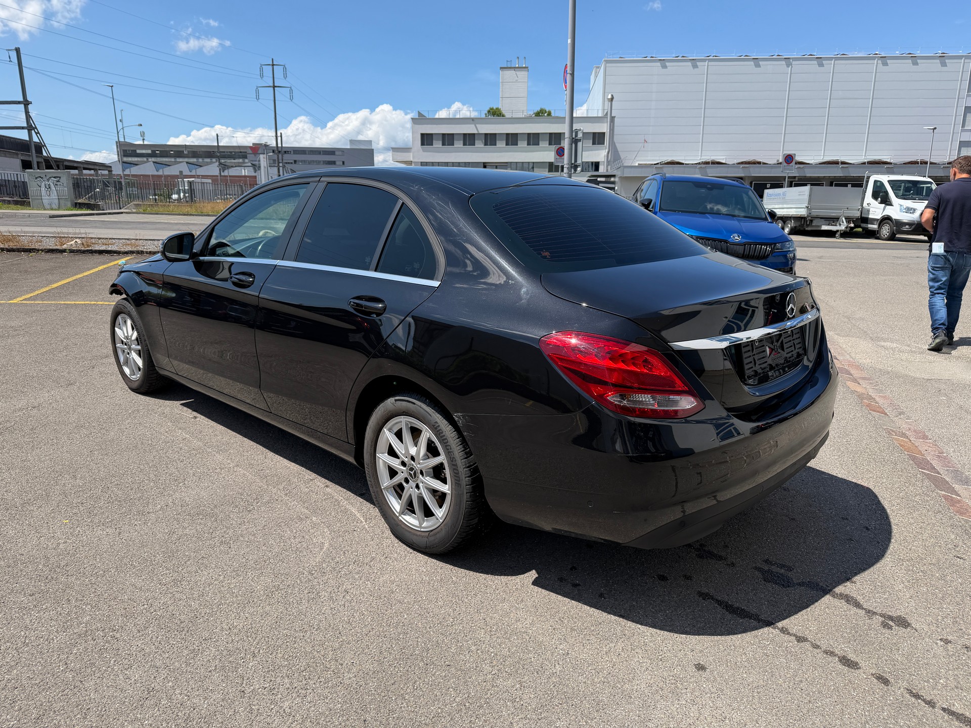 MERCEDES-BENZ C 180 BlueTEC AMG Line 7G-Tronic-image-2
