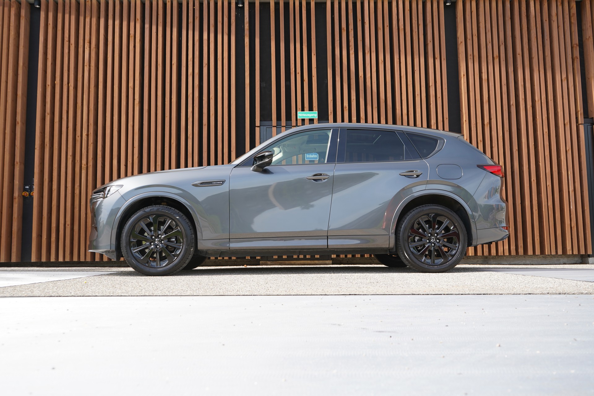 MAZDA CX-60 3.3L E-SKYACTIV D 254 MHEV AWD HOMURA l 254 PS-image-3