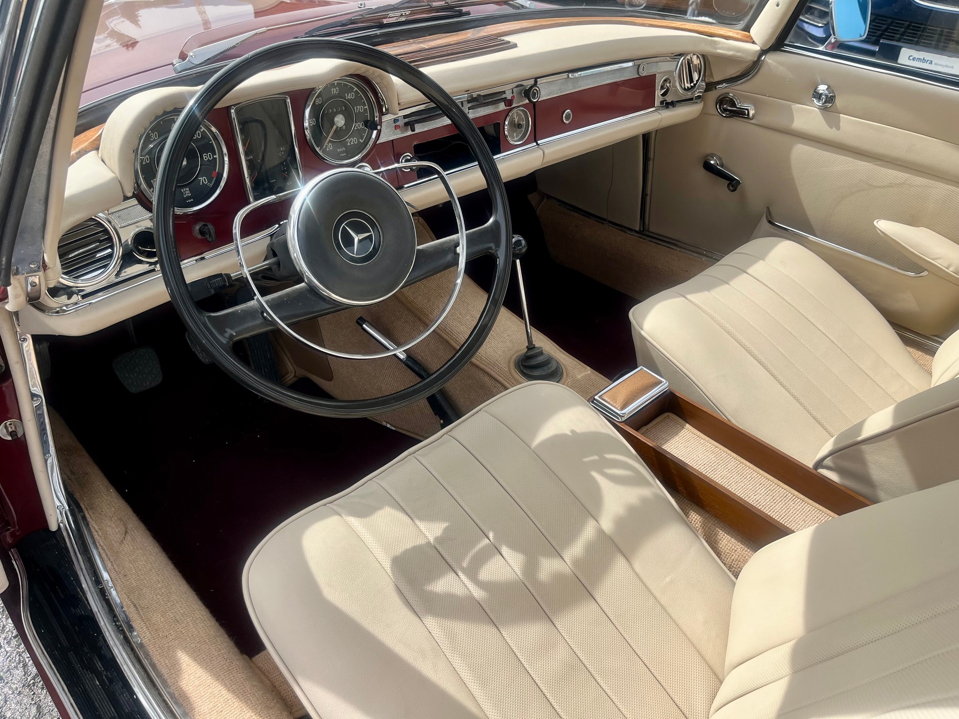 MERCEDES-BENZ PAGODE SL 230 ROADSTER*VETERANENFAHRZEUG-image-7