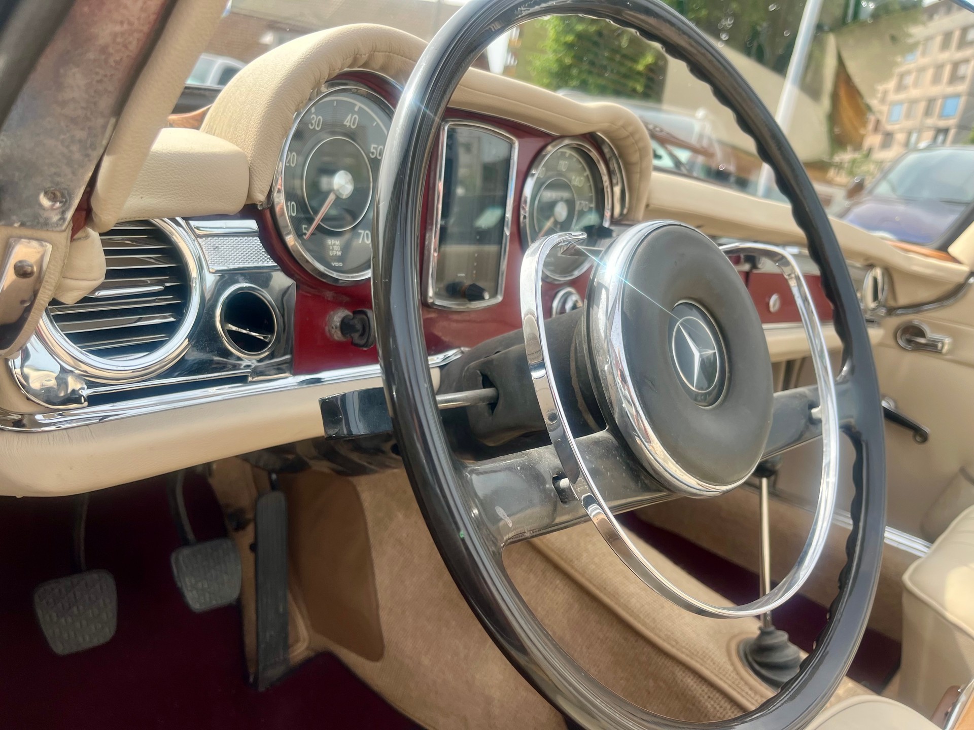 MERCEDES-BENZ PAGODE SL 230 ROADSTER*VETERANENFAHRZEUG-image-17