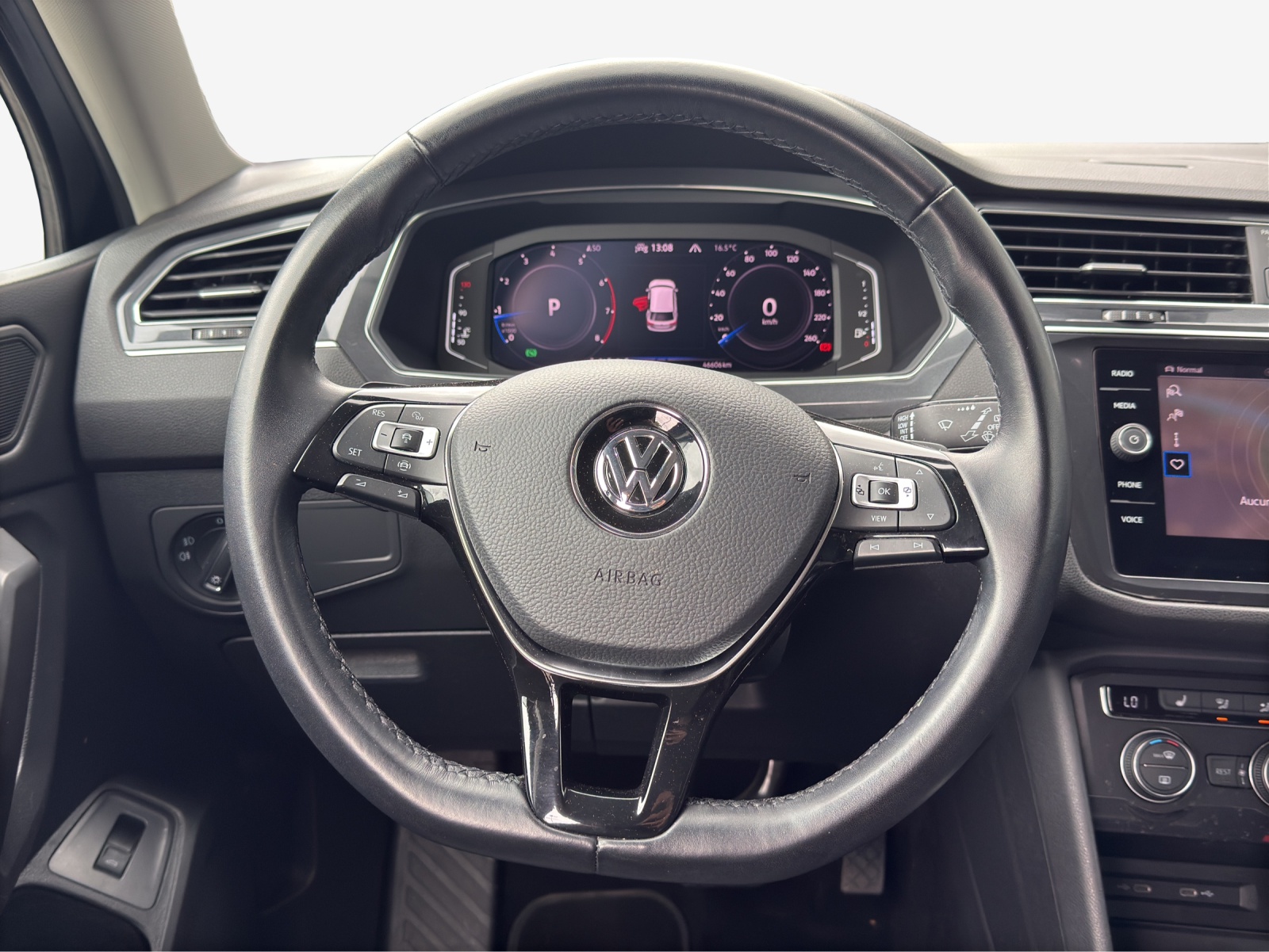 VW Tiguan Allspace 2.0TSI Highline 4Motion DSG-image-9