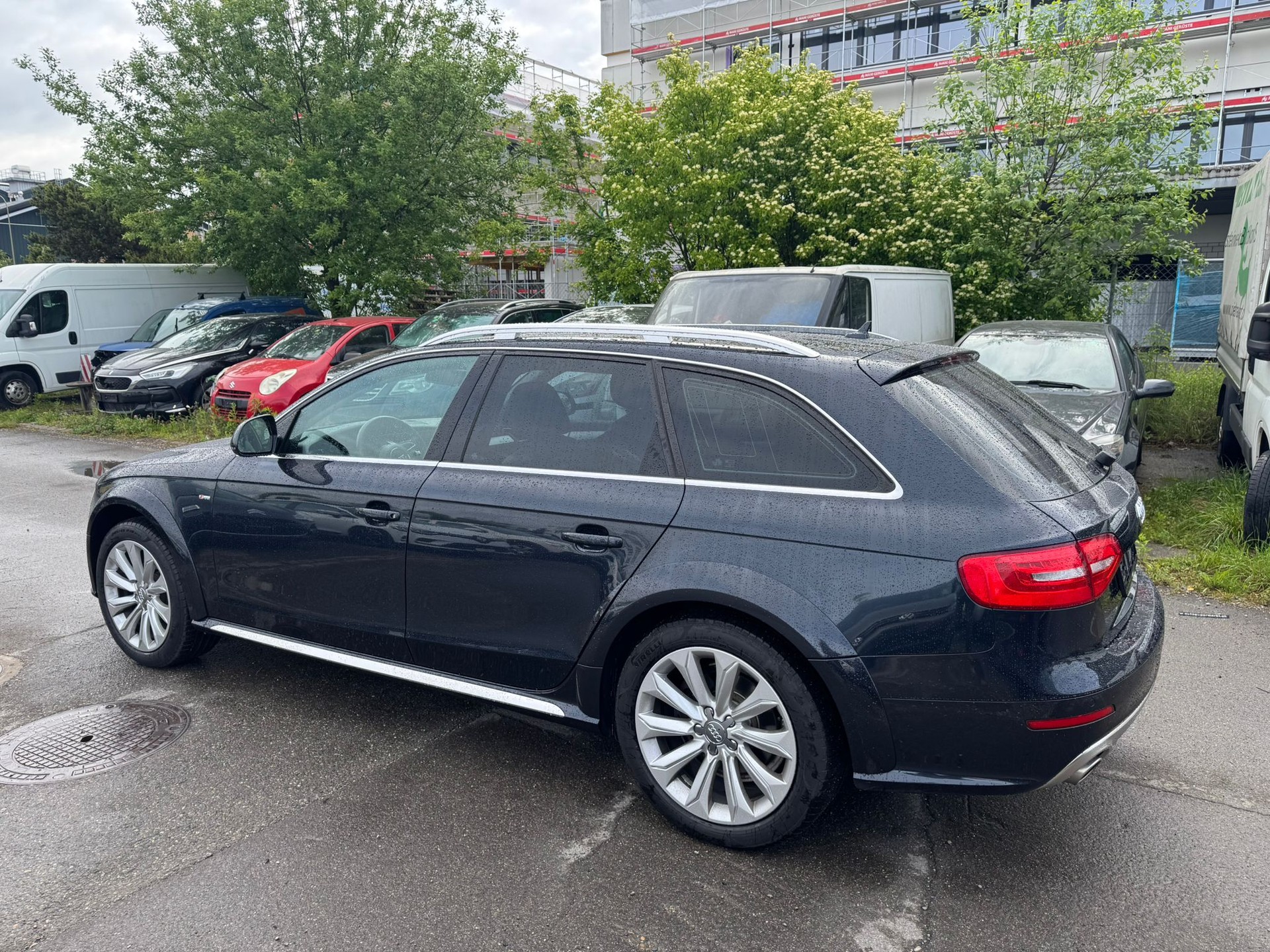 AUDI A4 allroad 3.0 TDI quattro S-tronic-image-4