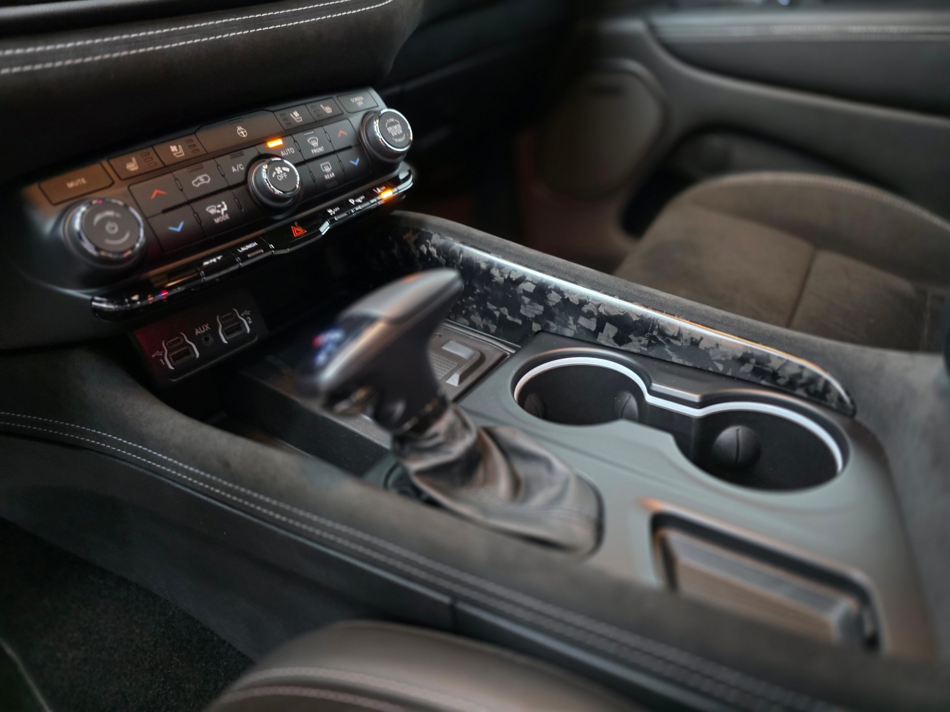 DODGE Durango SRT 392-image-14