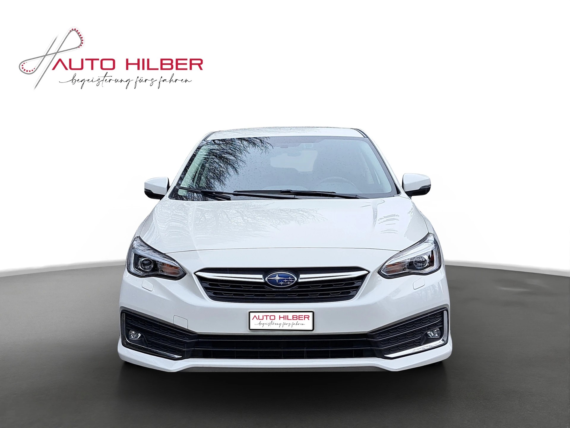 SUBARU Impreza 2.0i e-Boxer Luxury AWD CVT-image-1