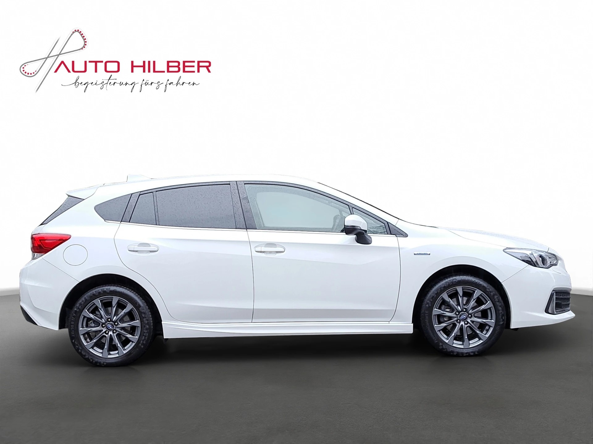 SUBARU Impreza 2.0i e-Boxer Luxury AWD CVT-image-12