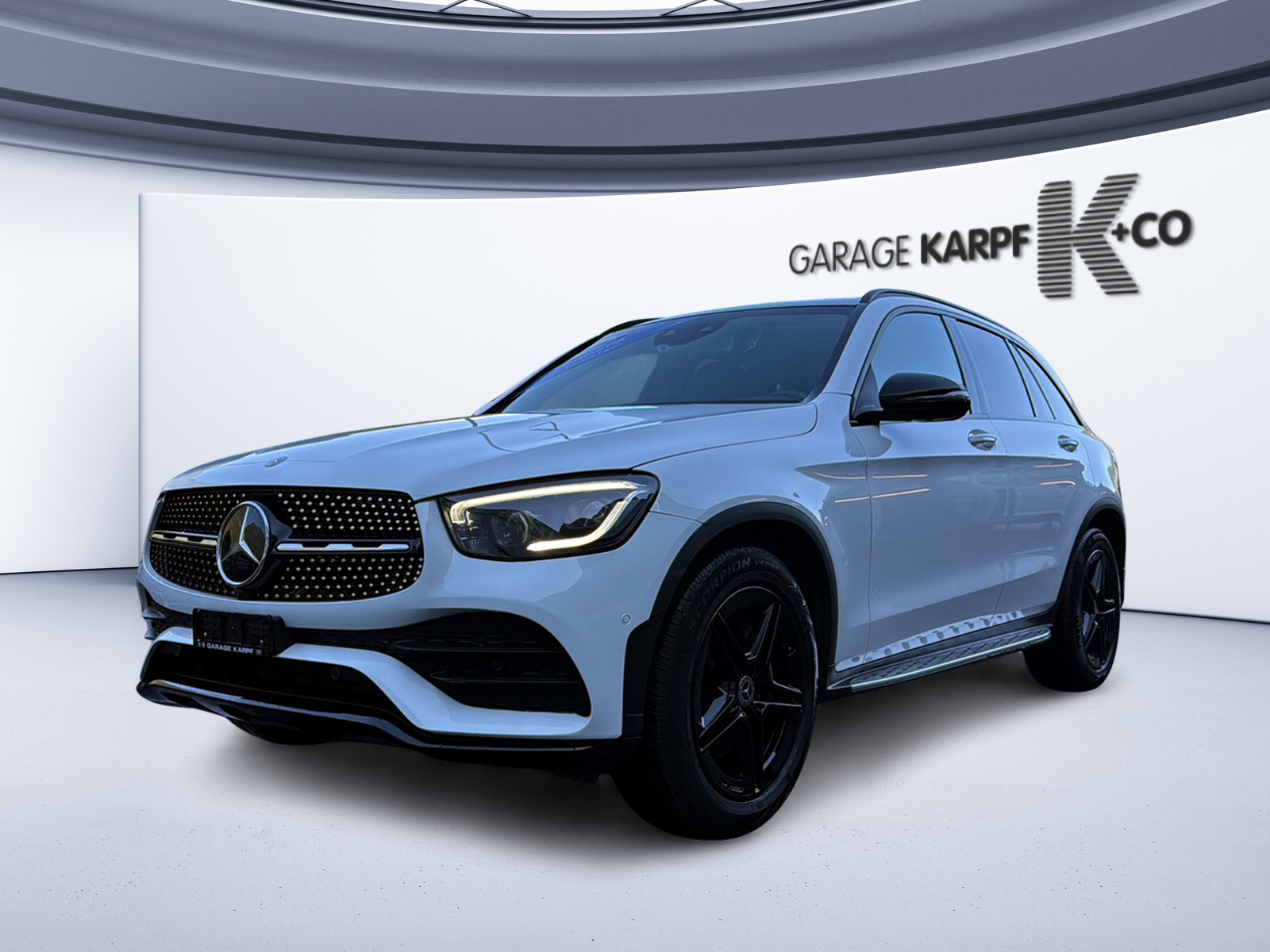 MERCEDES-BENZ GLC 200 AMG Line 4Matic 9G-Tronic