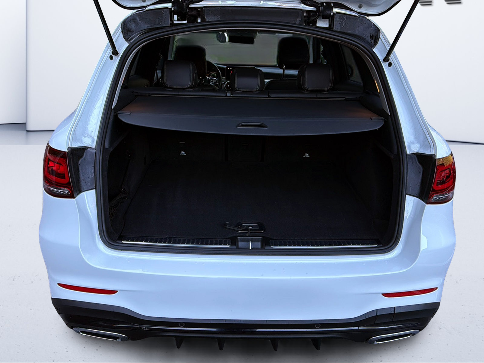 MERCEDES-BENZ GLC 200 AMG Line 4Matic 9G-Tronic-image-8