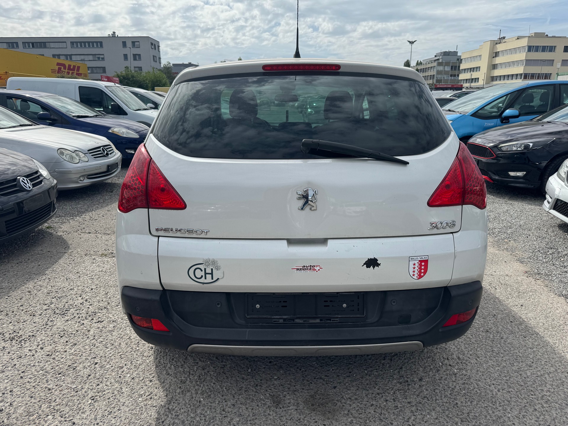 PEUGEOT 3008 1.6 16V T Platinum-image-5