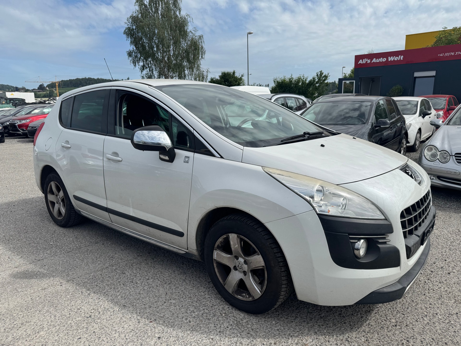 PEUGEOT 3008 1.6 16V T Platinum-image-1