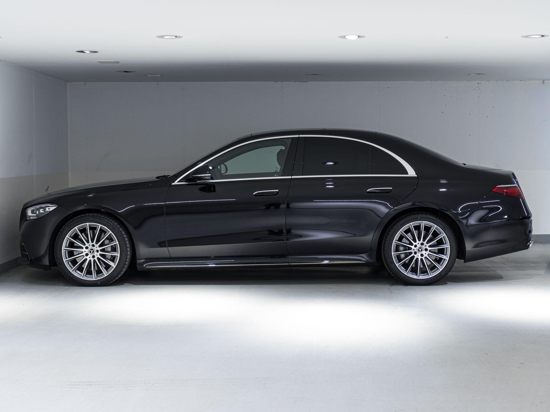 MERCEDES-BENZ S 350 d 4MATIC-image-4