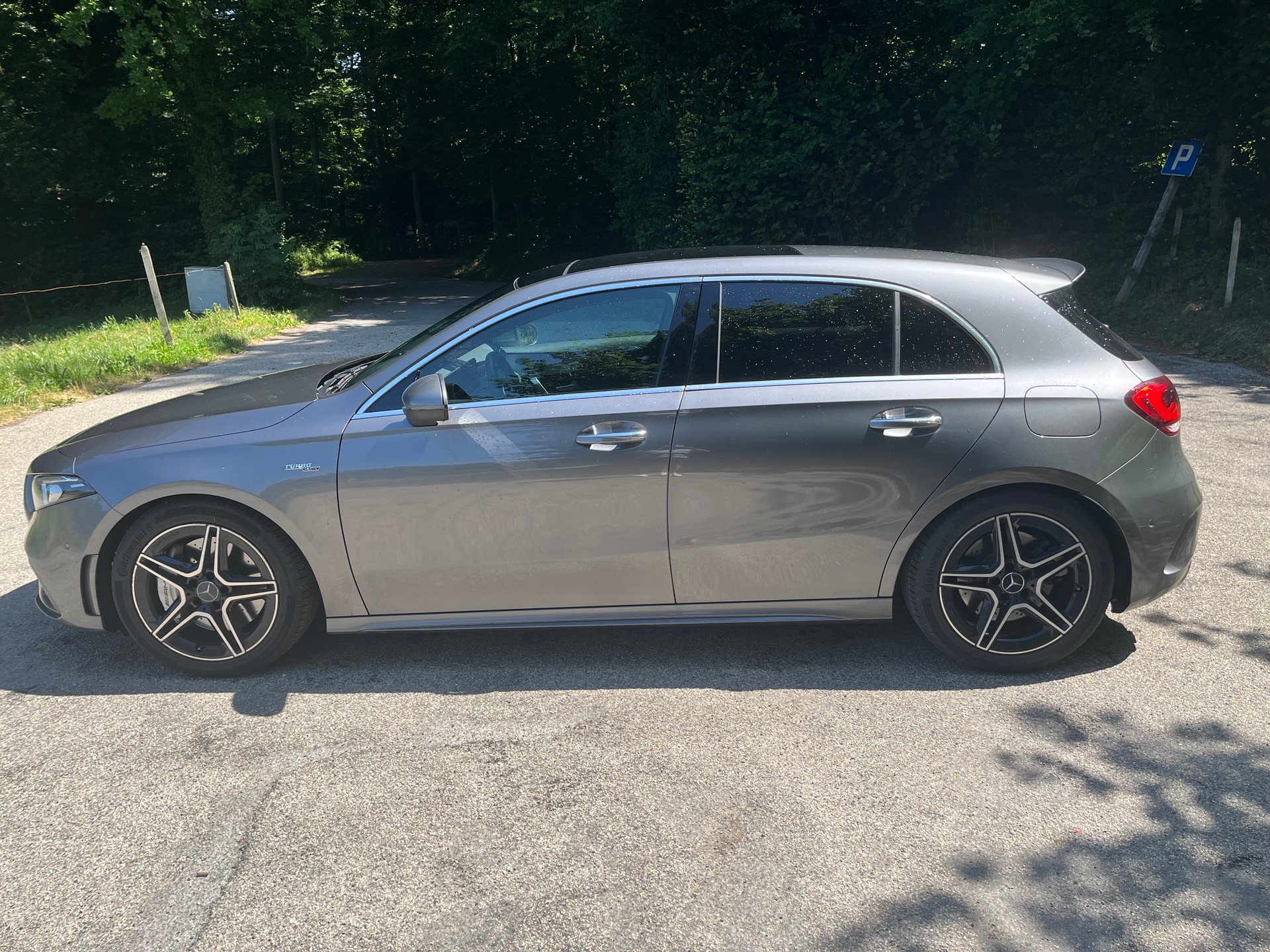 MERCEDES-BENZ A 35 AMG 4matic-image-0