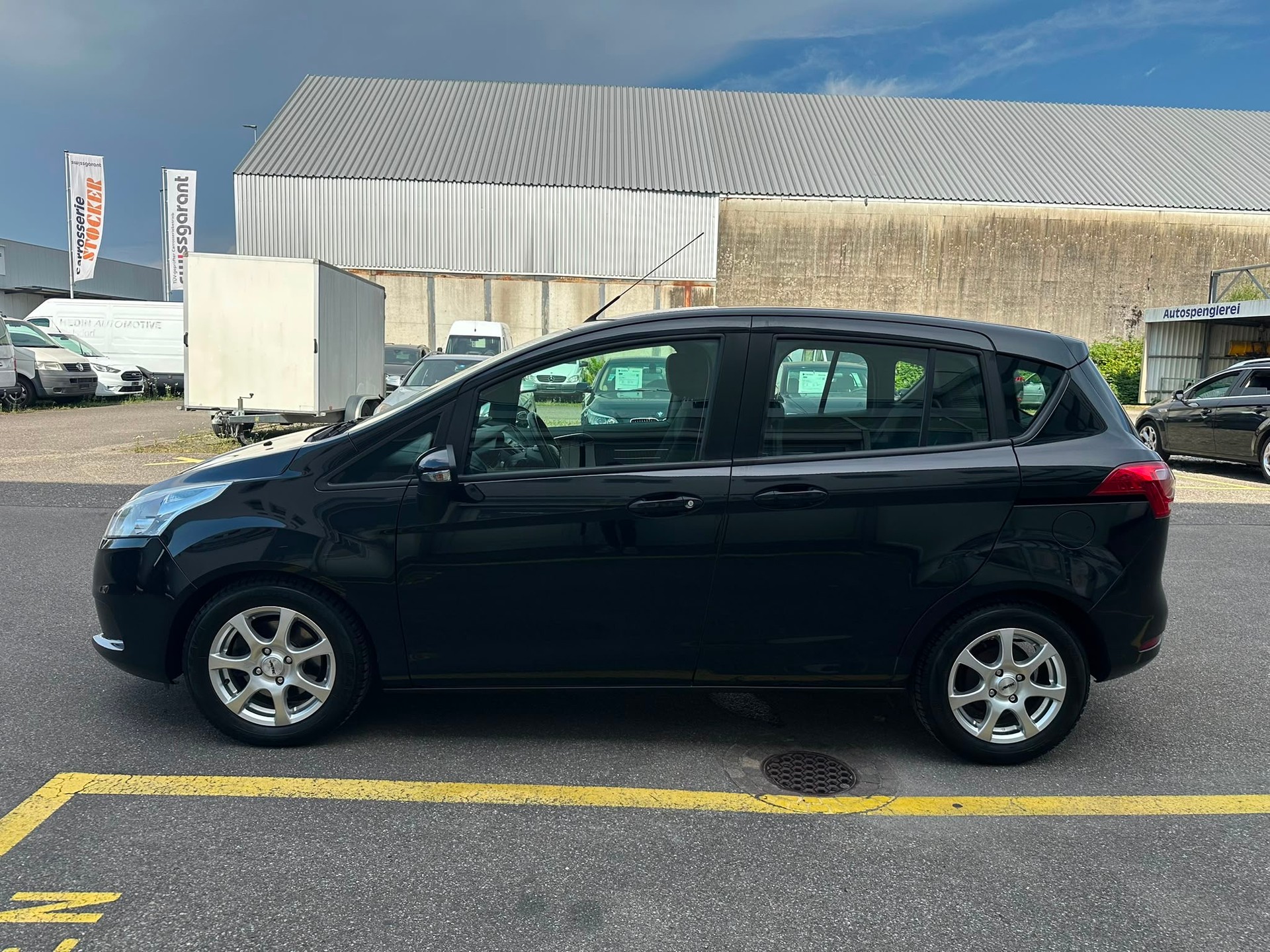 FORD B-Max 1.0 SCTi Trend-image-0