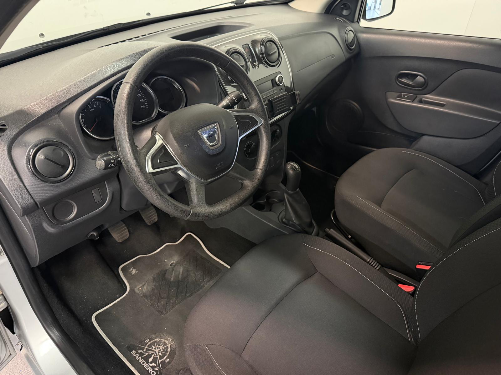 DACIA Sandero 1.0 Essential-image-13