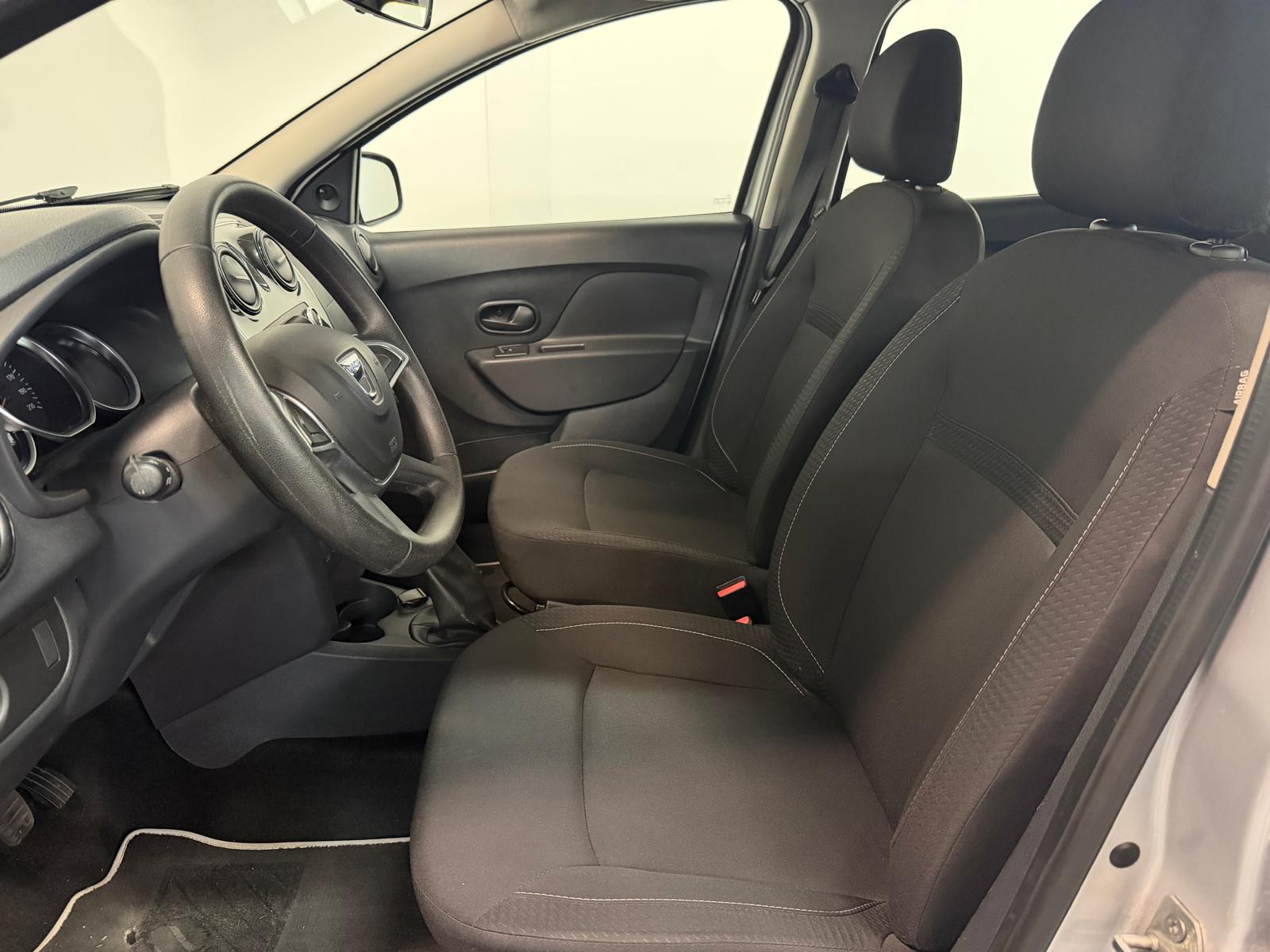 DACIA Sandero 1.0 Essential-image-14