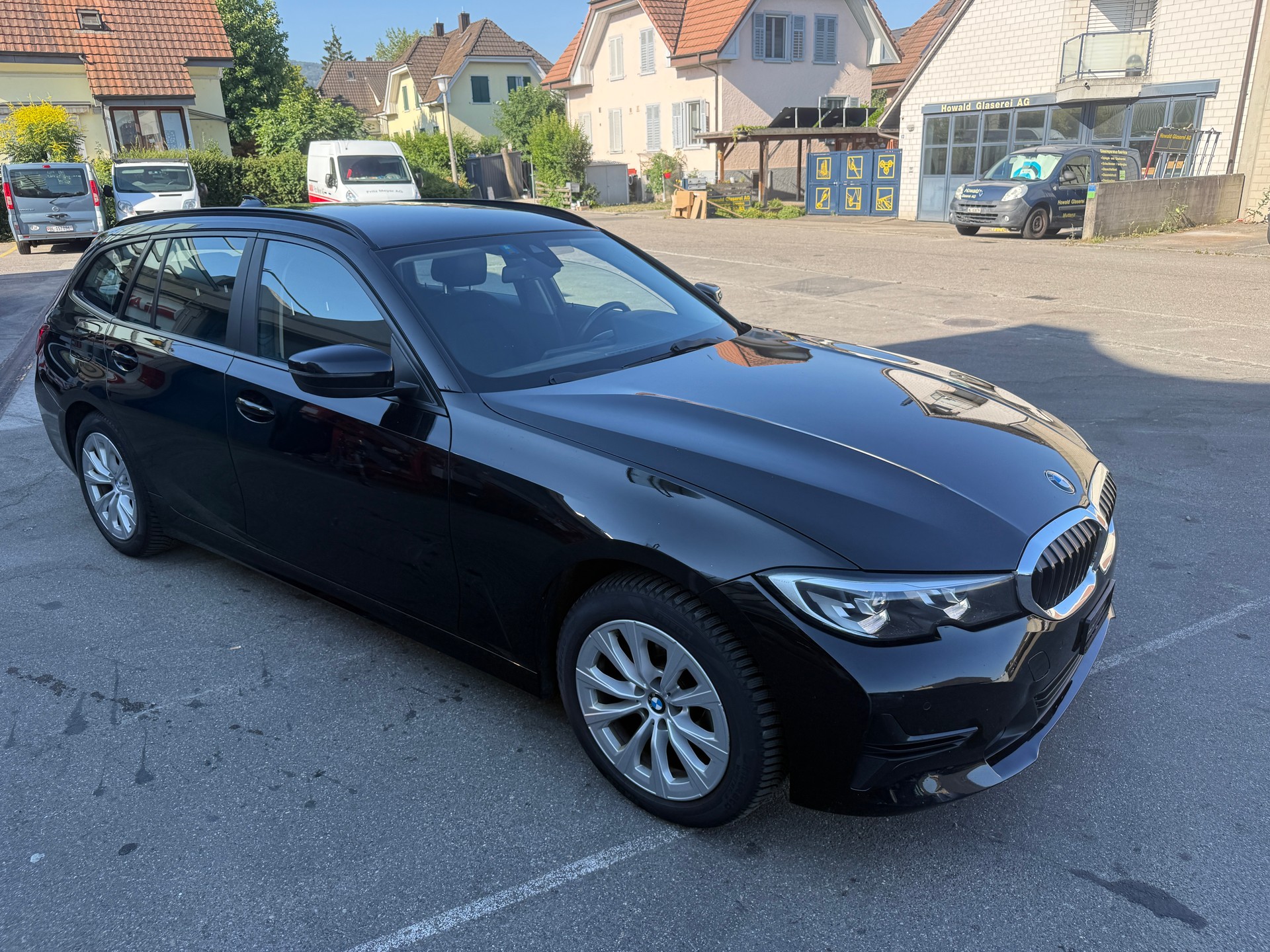 BMW 318d 48V Touring Steptronic-image-0