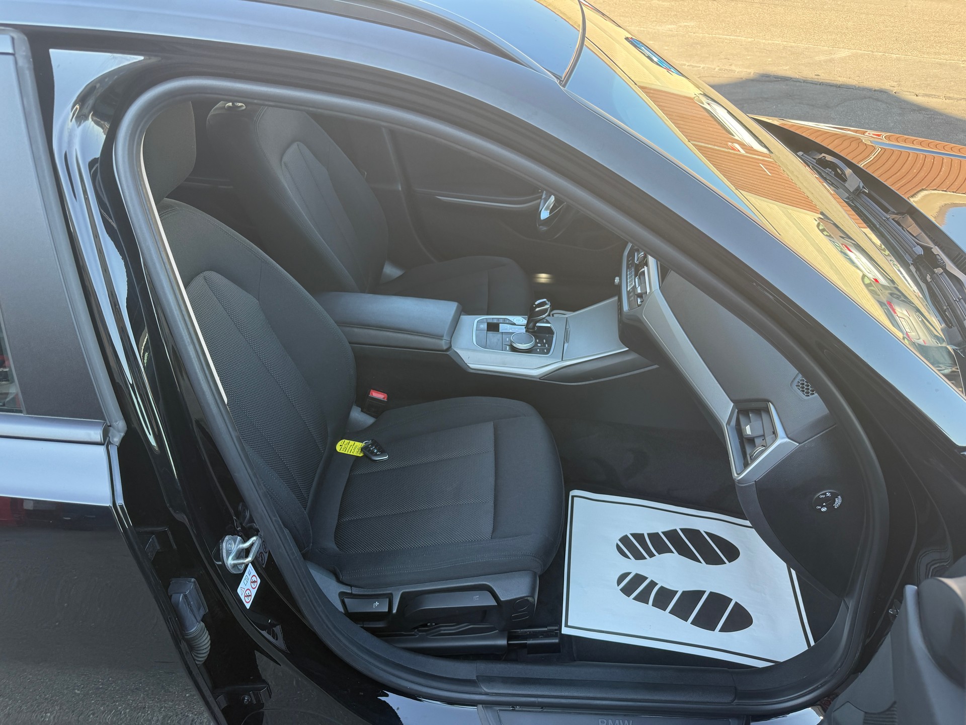 BMW 318d 48V Touring Steptronic-image-7