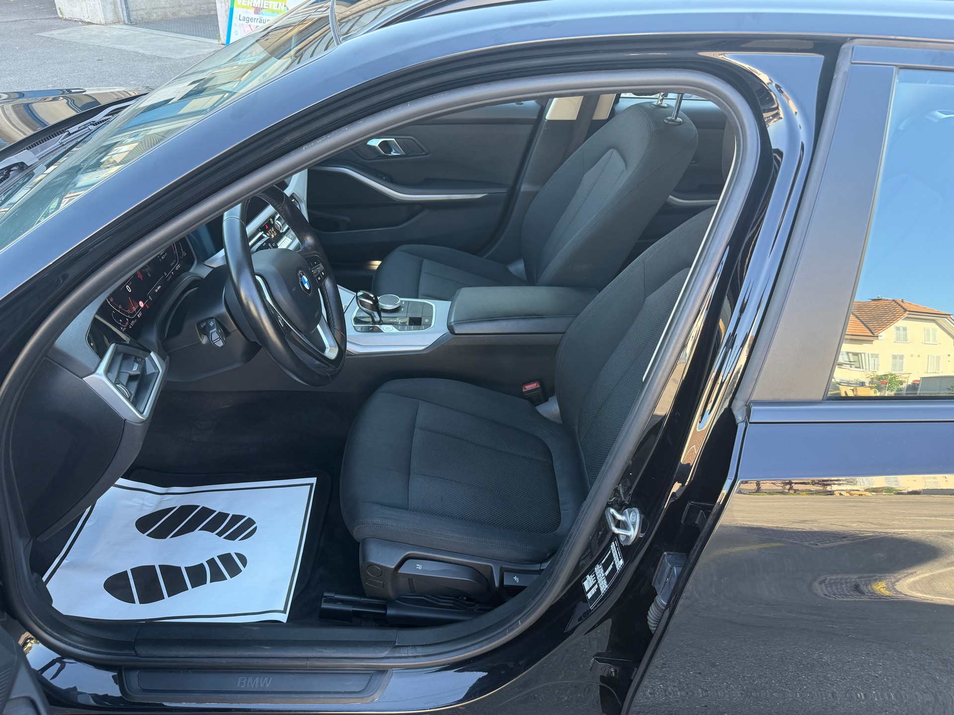 BMW 318d 48V Touring Steptronic-image-6