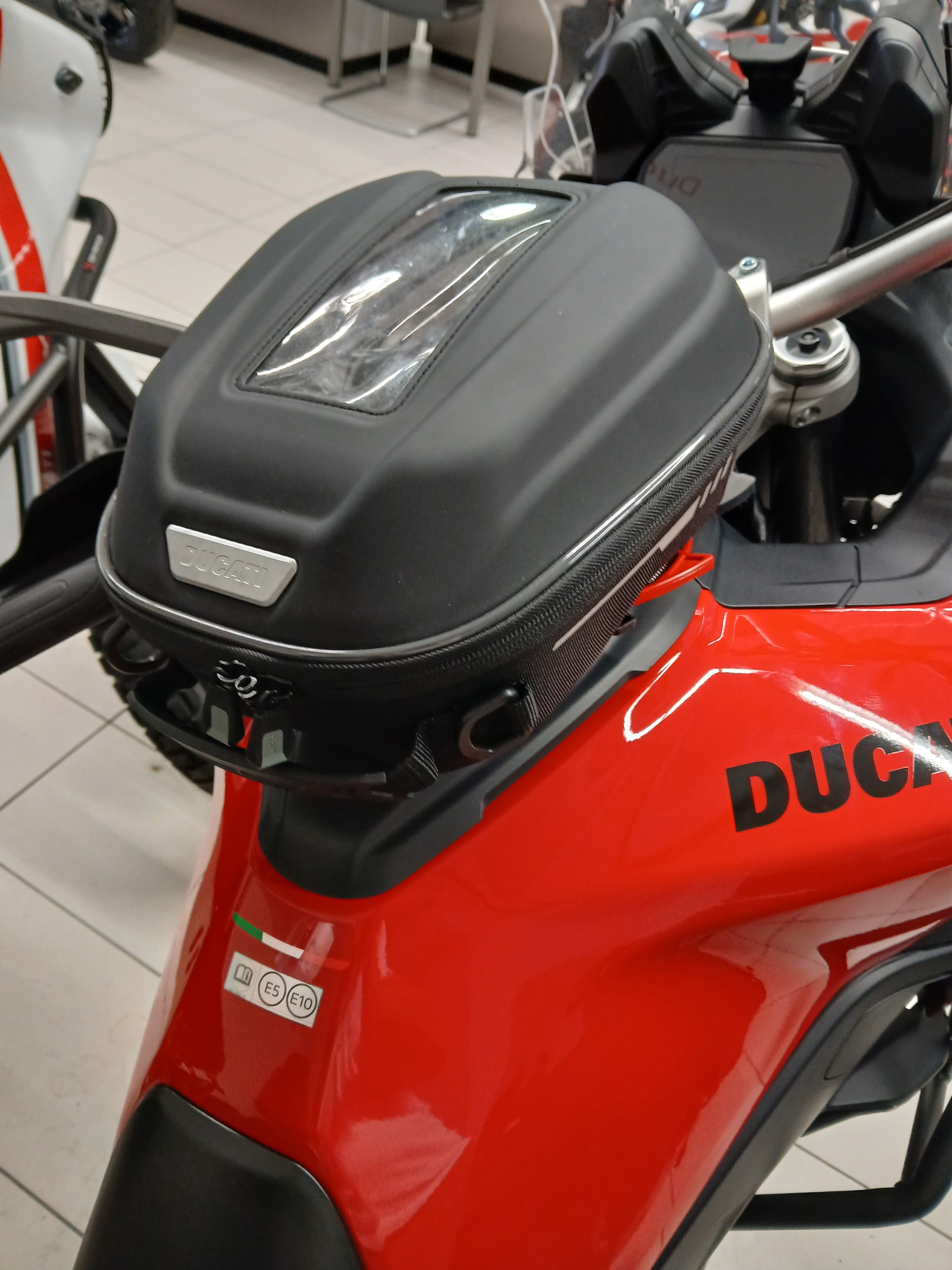 DUCATI MULTISTRADA V2 S 35 KW-image-12